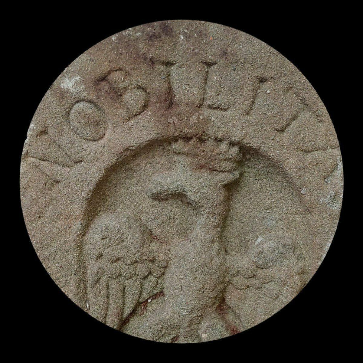 Stone Coat Of Arms Of The Canton, 15th Century, Este Family, Duchy Of Ferrara And Modena photo vinterior