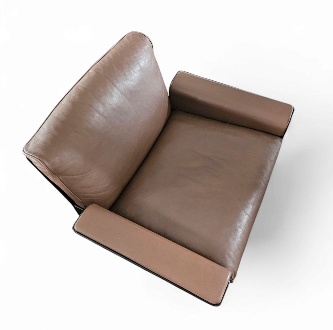 2 X Black Shell & Brown Leather 620 Chair Programme Lounge Chair By Dieter Rams For Vitsoe 1980s photo Furniture