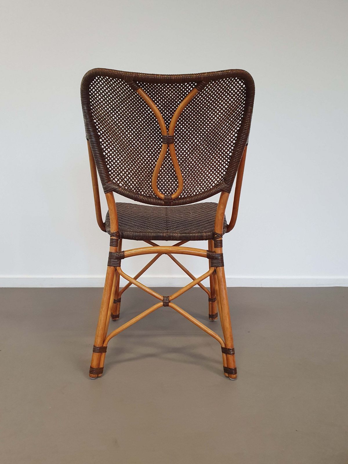 photo vinterior Yuzuru Yamakawa Dining Chair Made In Japan
