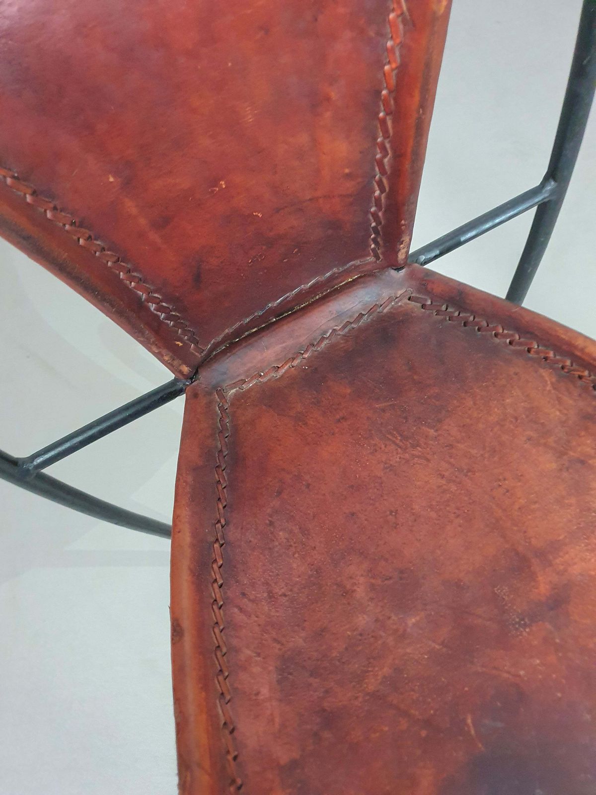 Furniture 24 Chairs In Leather And Solid Wrought Iron photo