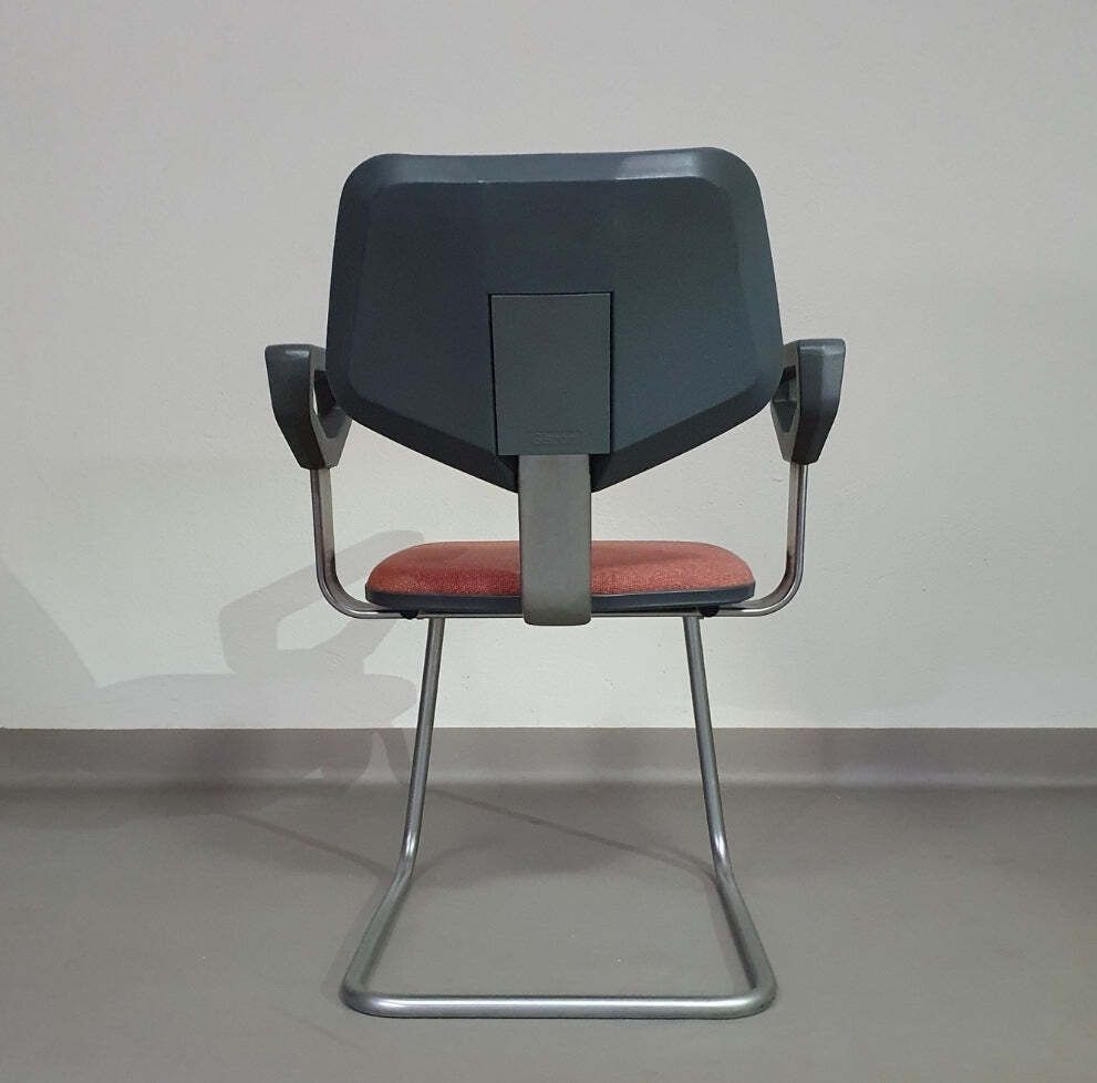 2 X Very Rare Nimbus 2103 Gispen Chair / Circle Software Group 1983 / Peter De Boer photo Furniture