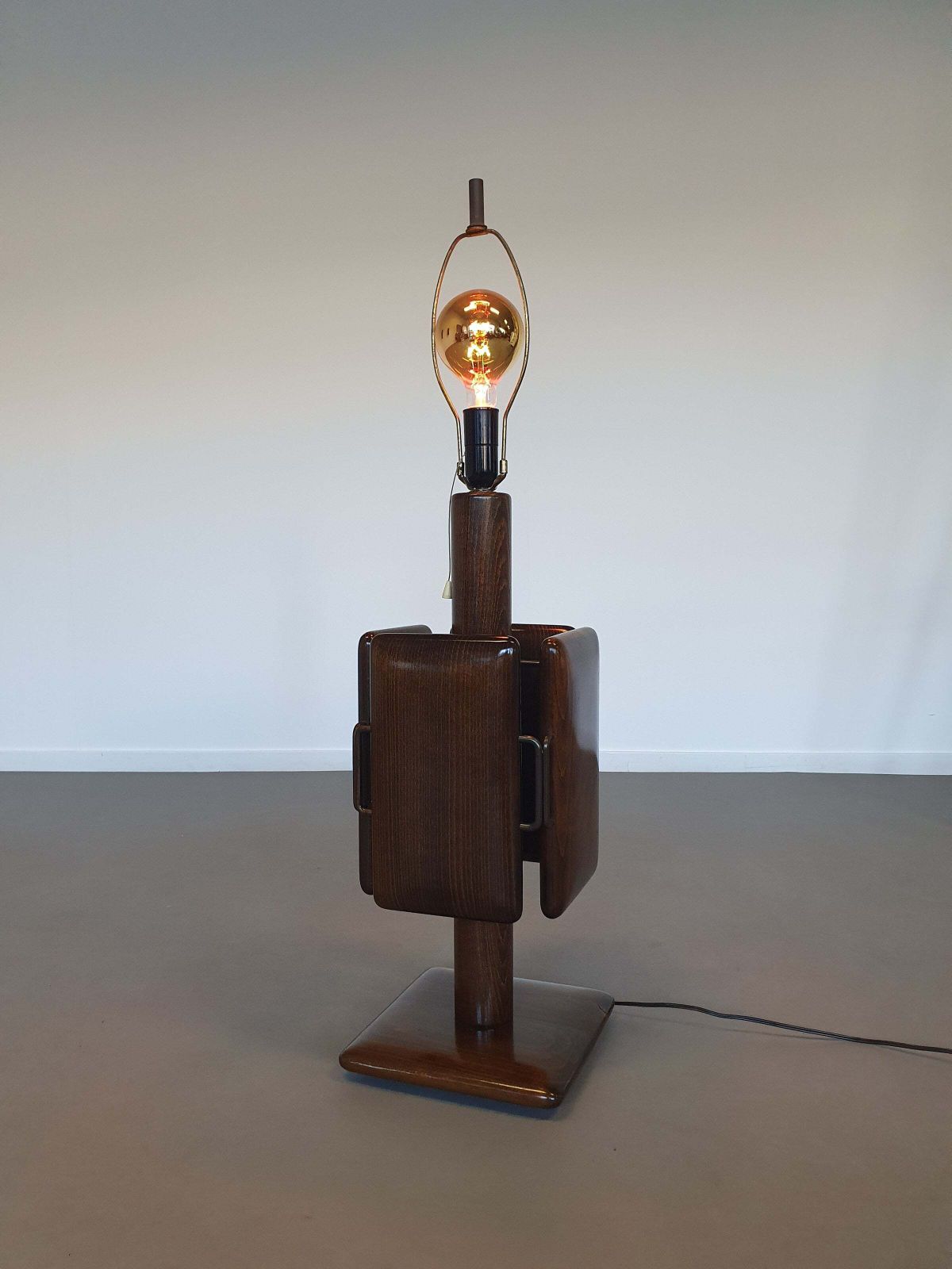 Large Brutalist Floorlamp 26 X 26 X 96 Cm Total Height. Mid Century Modern photo 844.0