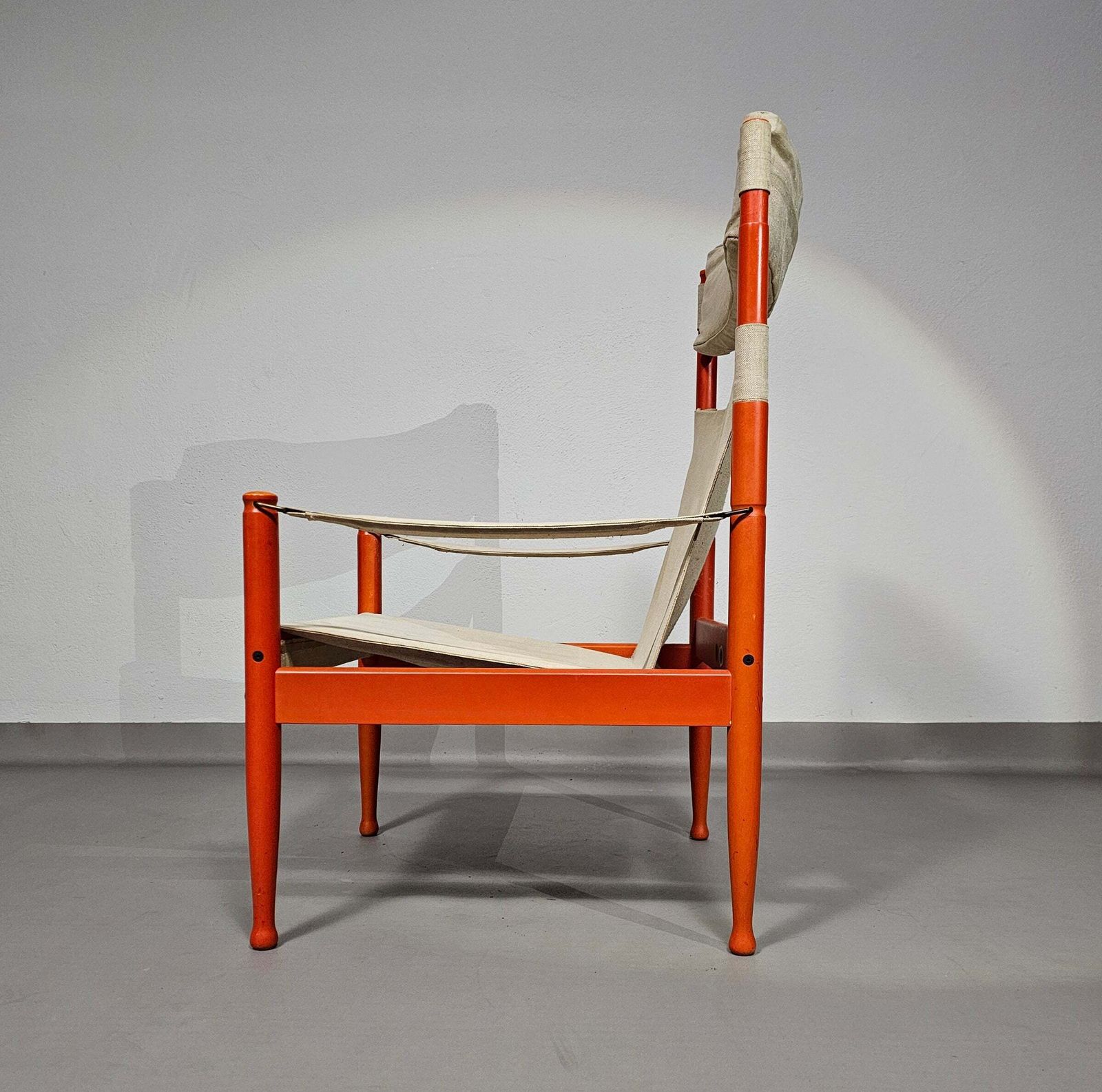 photo vintage Safari Lounge Chair, Model 30, Designed By Erik Worts And Manufactured By Niels Eilersen, Denmark 1960.