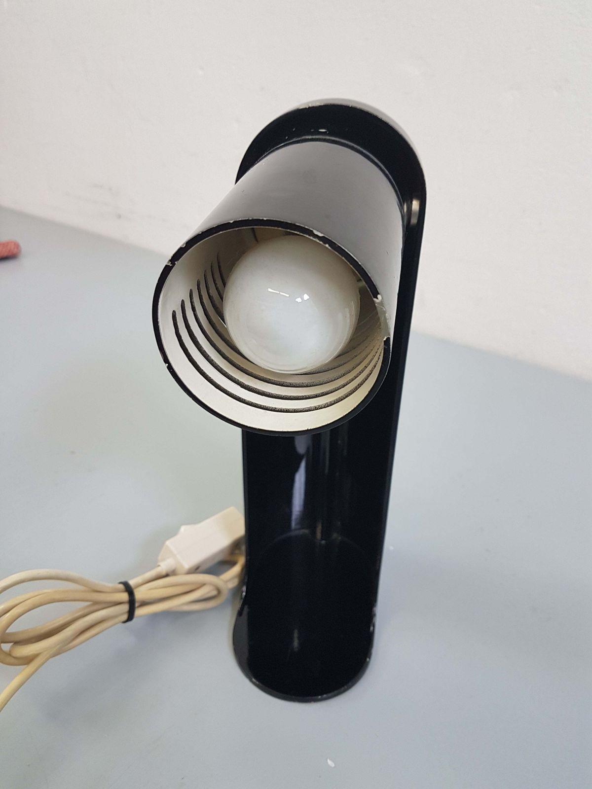Leuka "Flip Top" Black Italian Steel Desk Lamp, Richard Carruthers   1970s photo for sale
