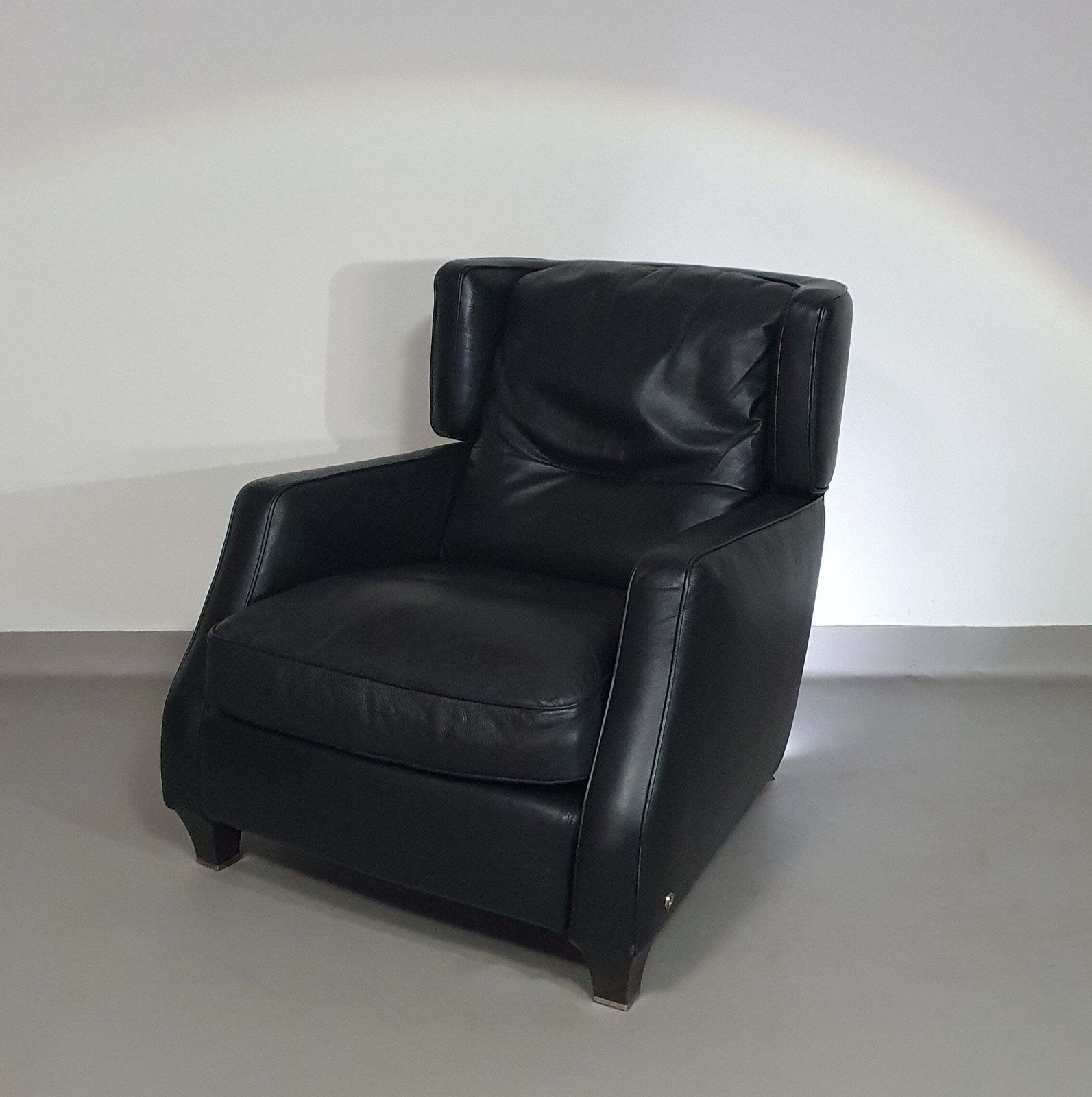 Amadeus Natuzzi Lounge Chair / Black Leather photo furniture
