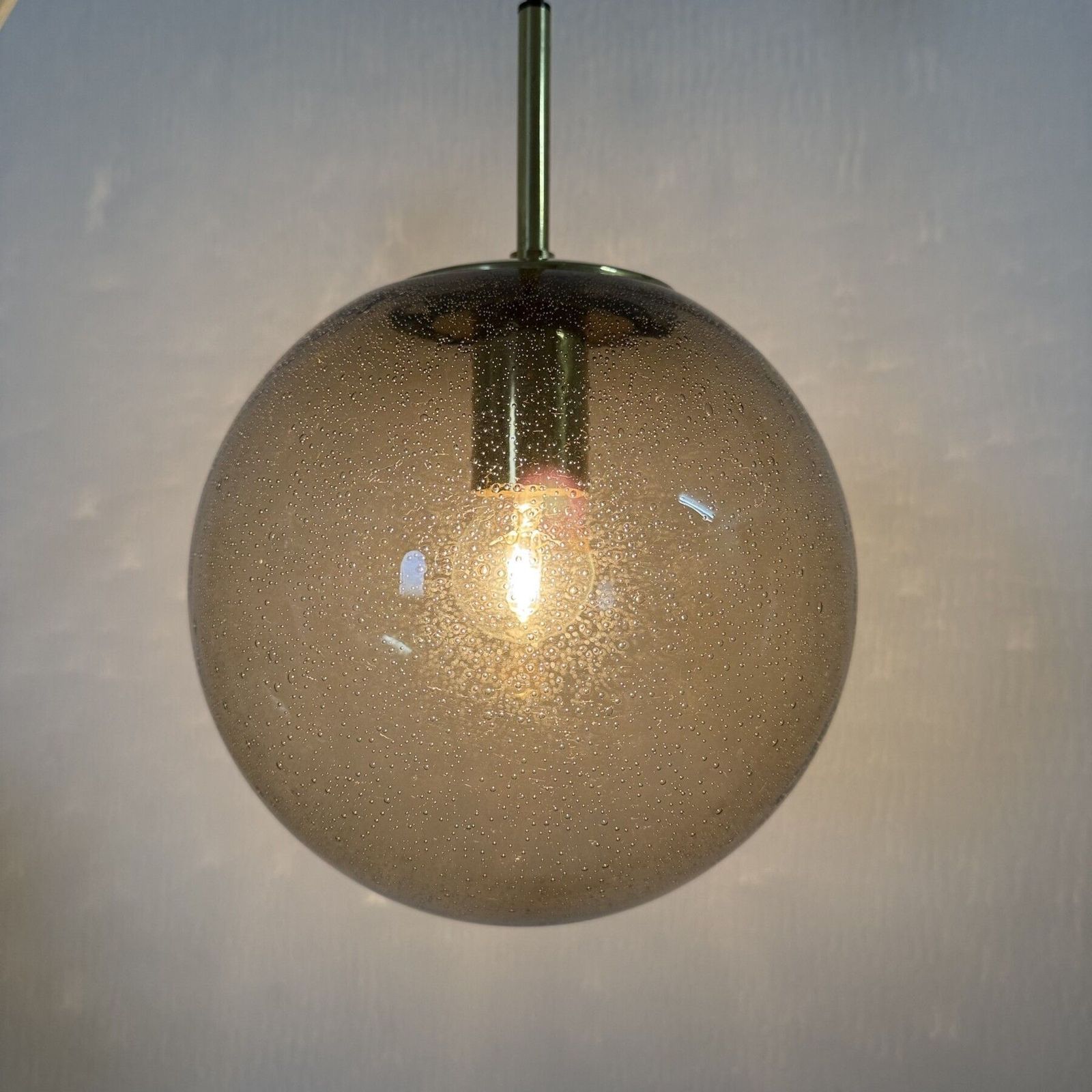 Limburg Glashütte Messing Rookglazen Bol Hanglamp, Jaren 1970 photo furniture
