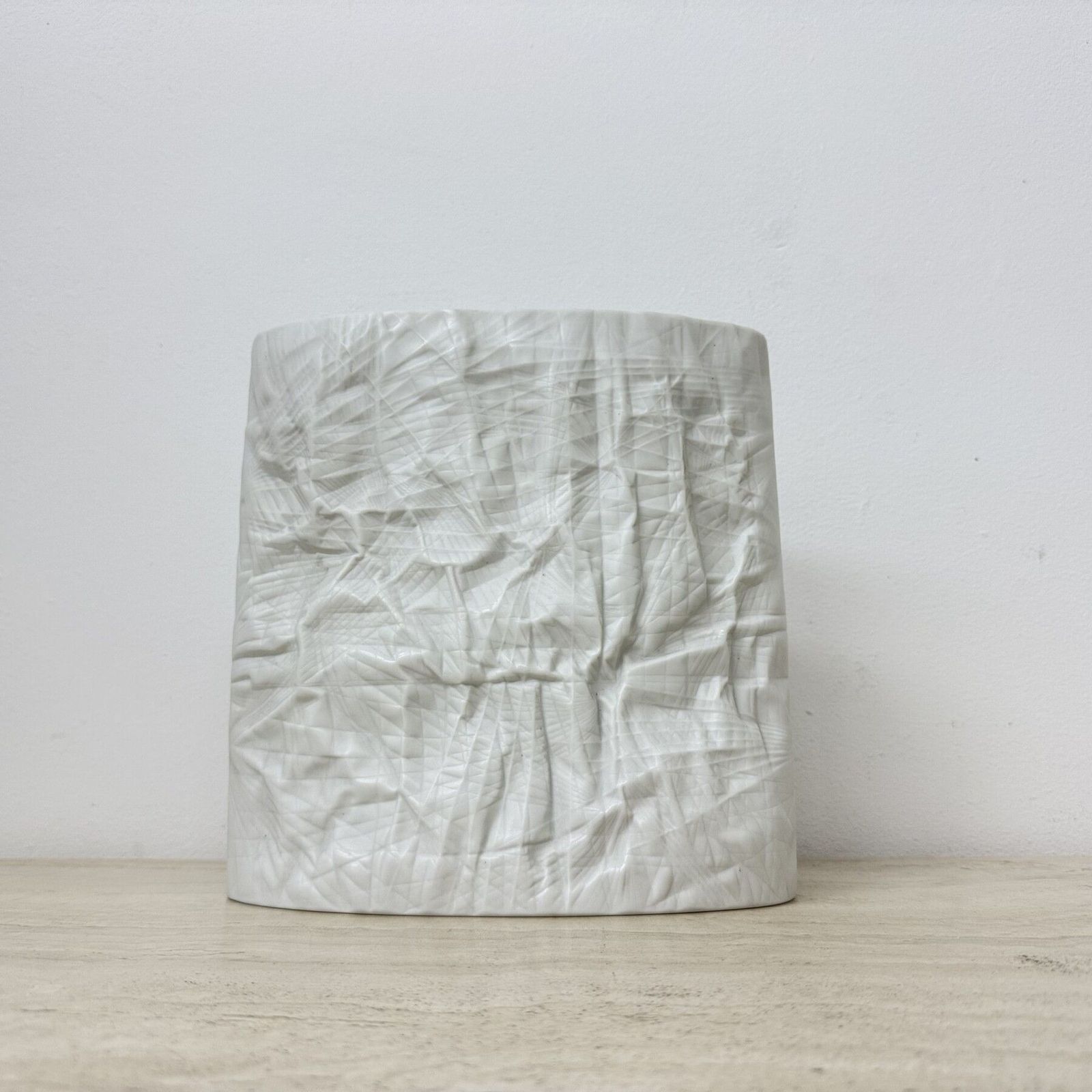 Martin Freyer Rosenthal Bisque Porcelaine Paper Relief Vase Op Art 1970s photo buy