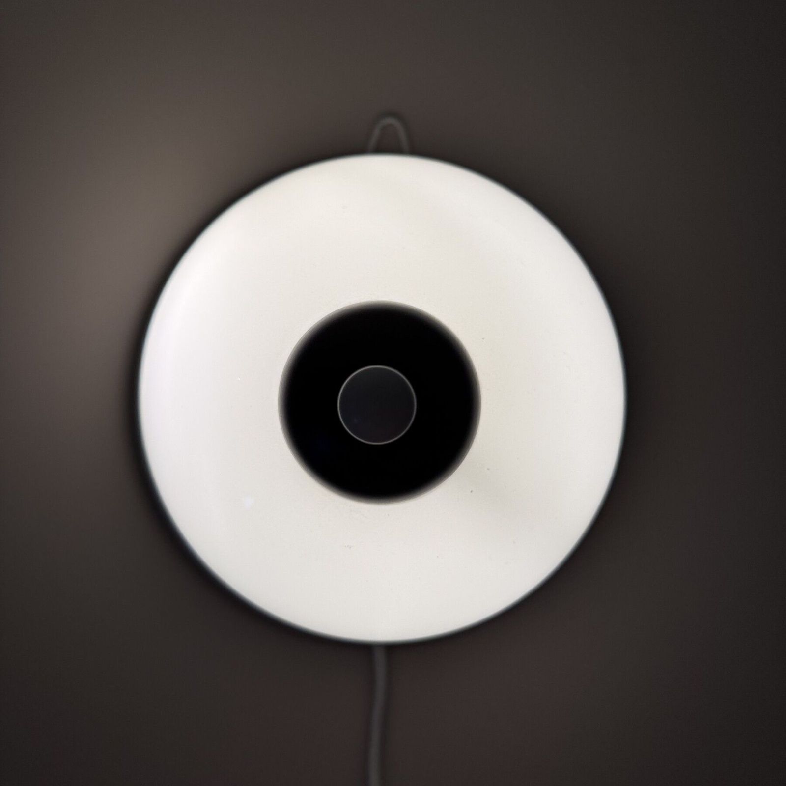 241.0 Vintage Bruine En Witte Wandlamp, Jaren 1970 photo