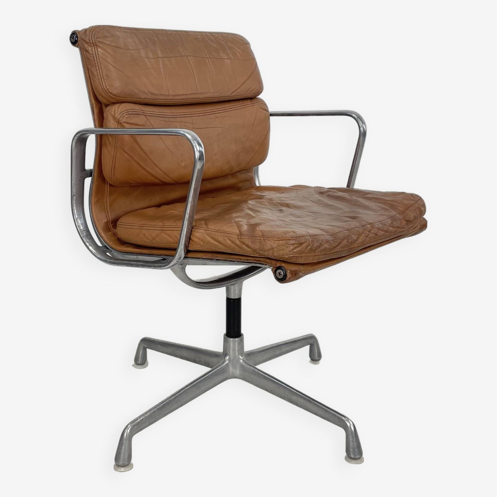 Eames Herman Miller Tan / Camel Leather Soft Pad Group Chair