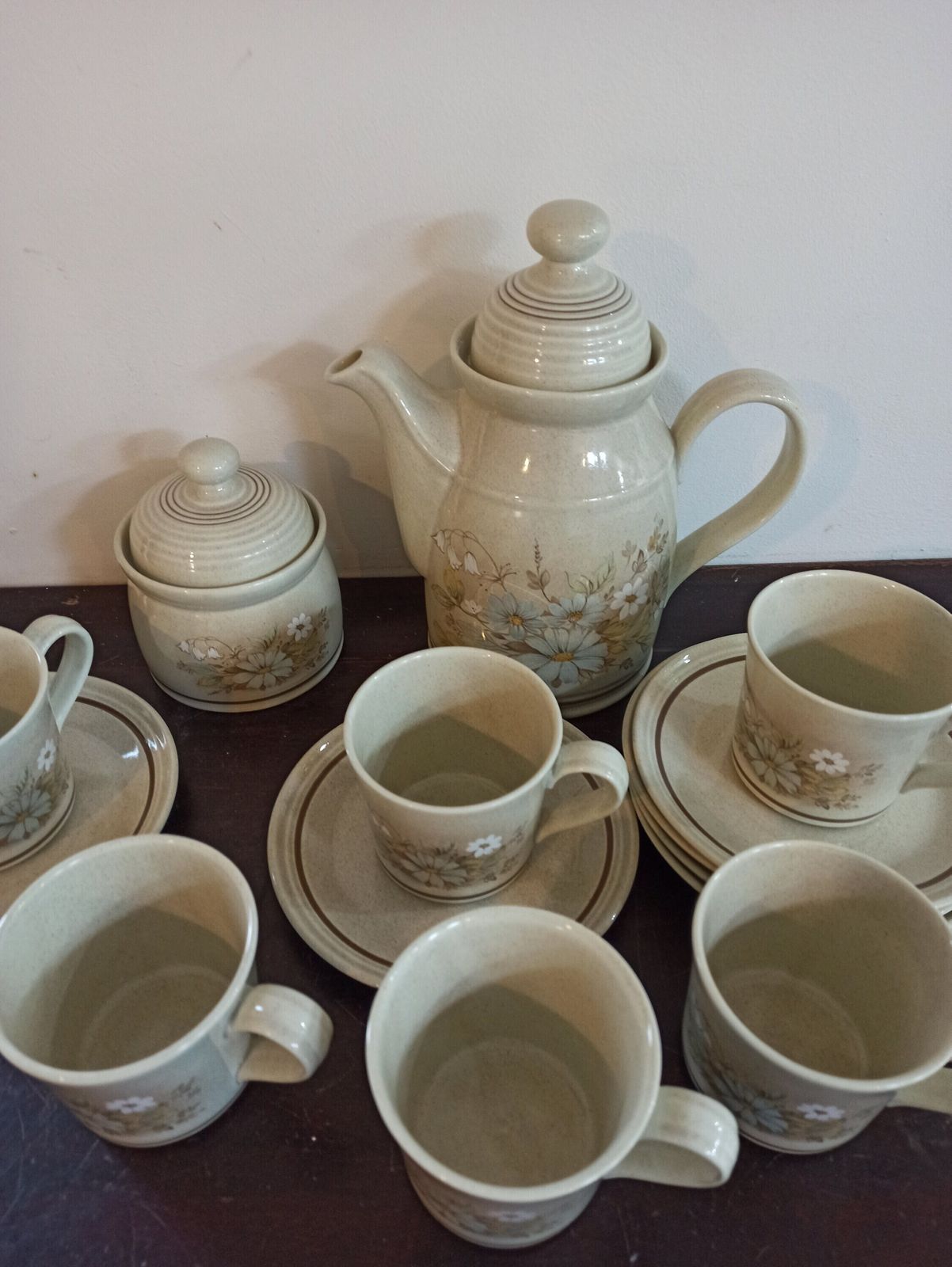 Retro Royal Doulton Tea Set. Lambethware. Florinda. Excellent Condition. 1977 1980