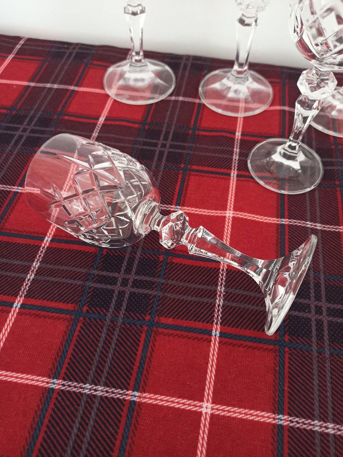 Set Of Lead Crystal Glasses. 4 Wine Glasses And 4 Sherry / Liqueur Glasses. Excellent Condition. photo 72.0