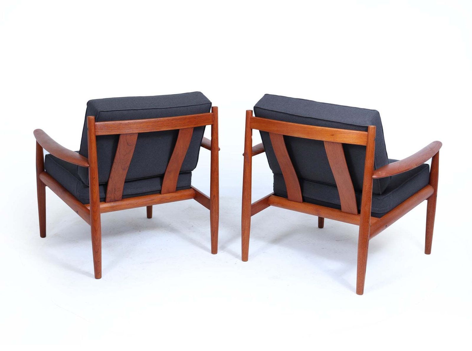 Pair Of Grete Jalk Teak Lounge Chairs For France & Søn photo Furniture