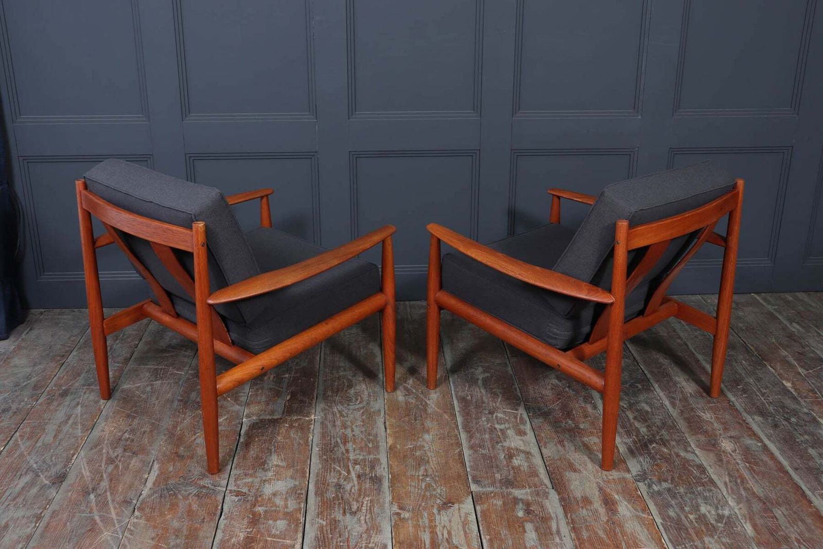2800.0 Pair Of Grete Jalk Teak Lounge Chairs For France & Søn photo