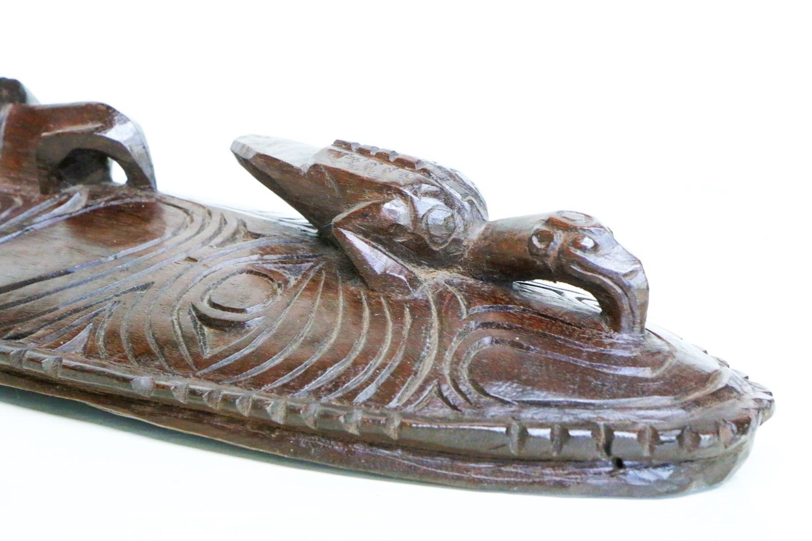 Vintage Pacific Islands Tribal Art Face Mask Hand Carved Wood Papua New Guinea photo vinterior