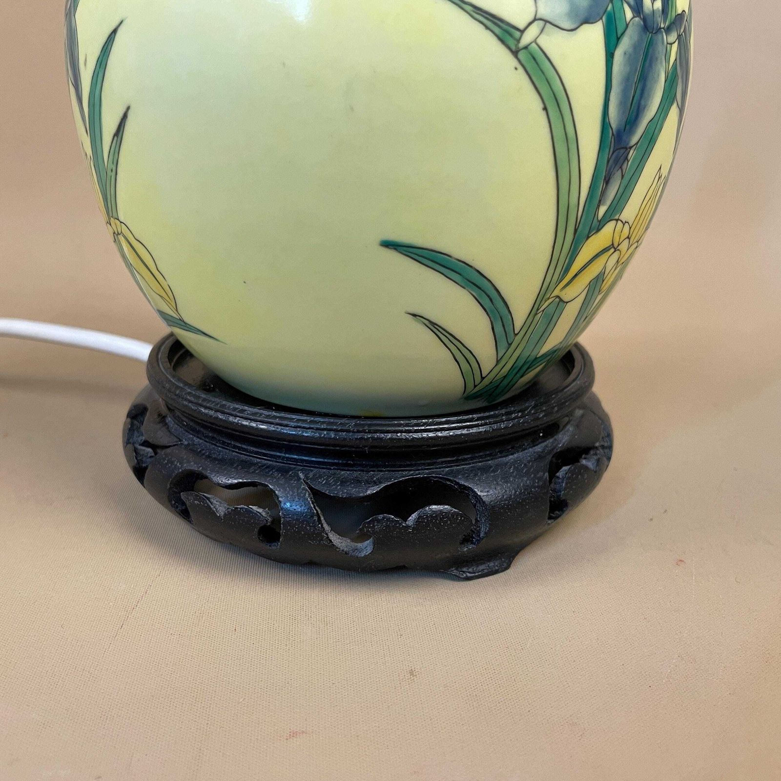 Vintage Ceramic Lamp Light Bedside Table Hand Painted Chinese Floral Design Pattern Wood Base Oriental Vase Yellow Antique Brass Ginger Jar photo for sale
