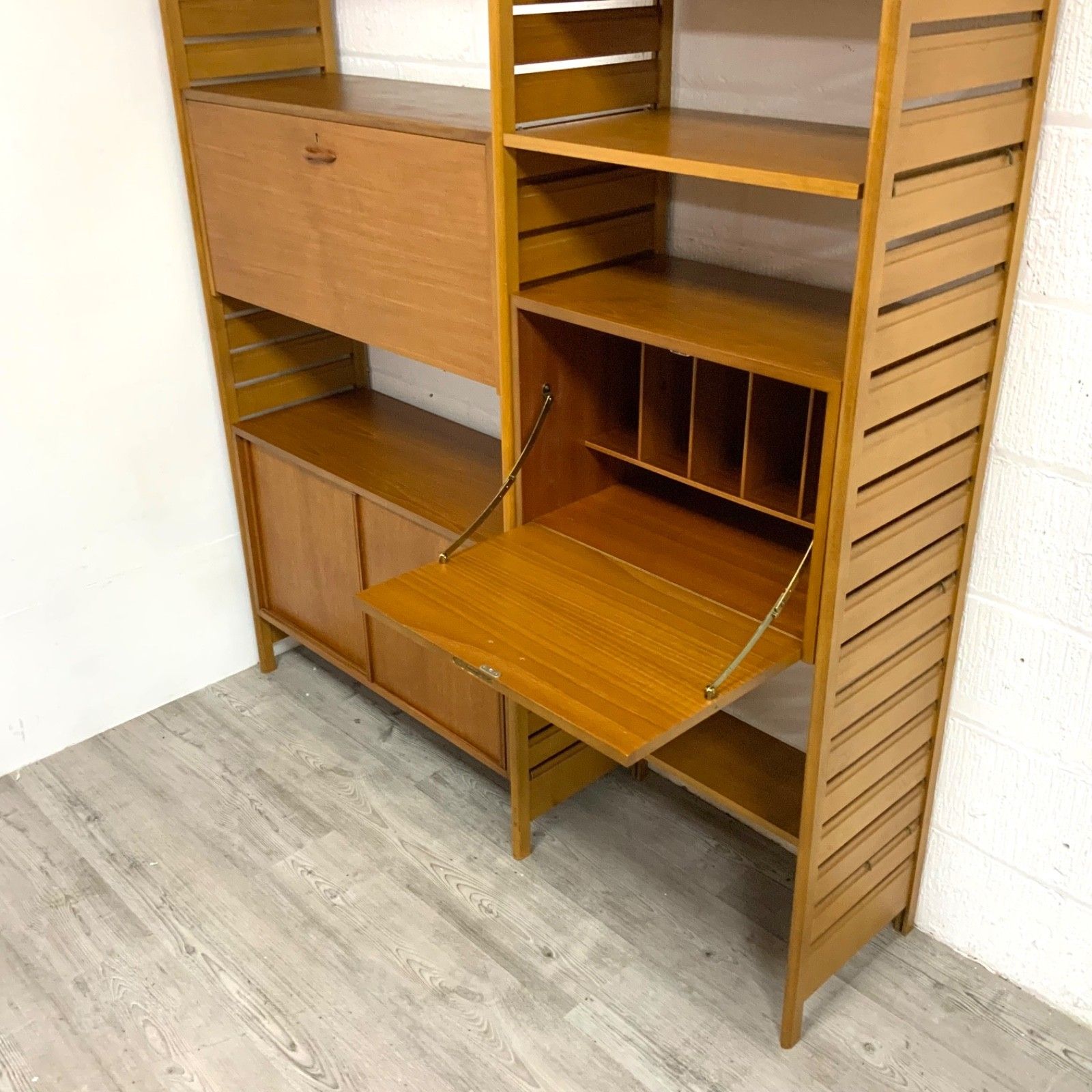 Vintage Staples Ladderax 2 Bay Modular Shelving Unit System Bookcase Teak 60s /2 photo vintage