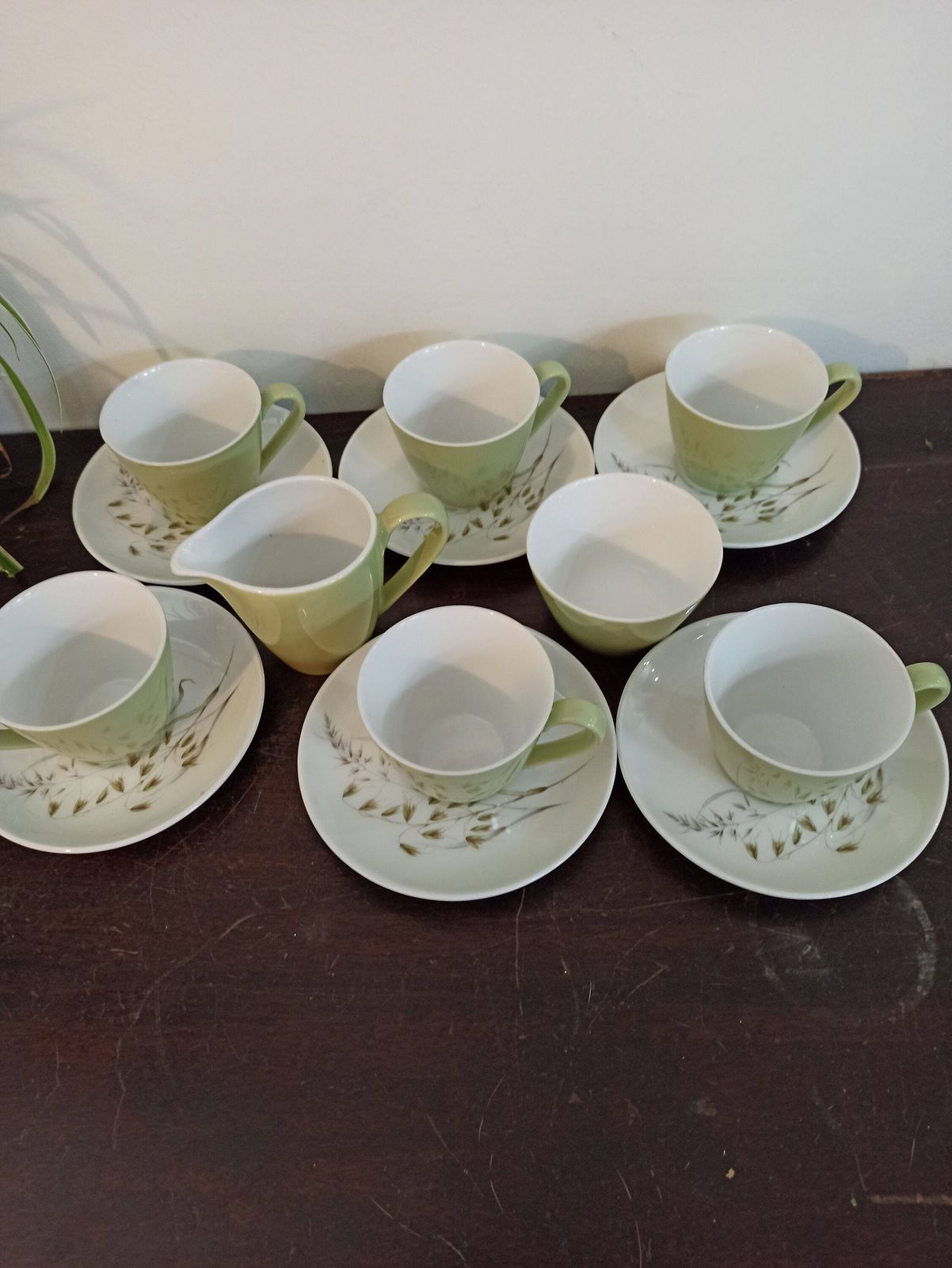 Vintage Green Teaset. 6 Cups And Saucers. Teapot, Milk Jug And Sugar Bowl. Very Good Condition. Johnson Brothers. photo 81.0