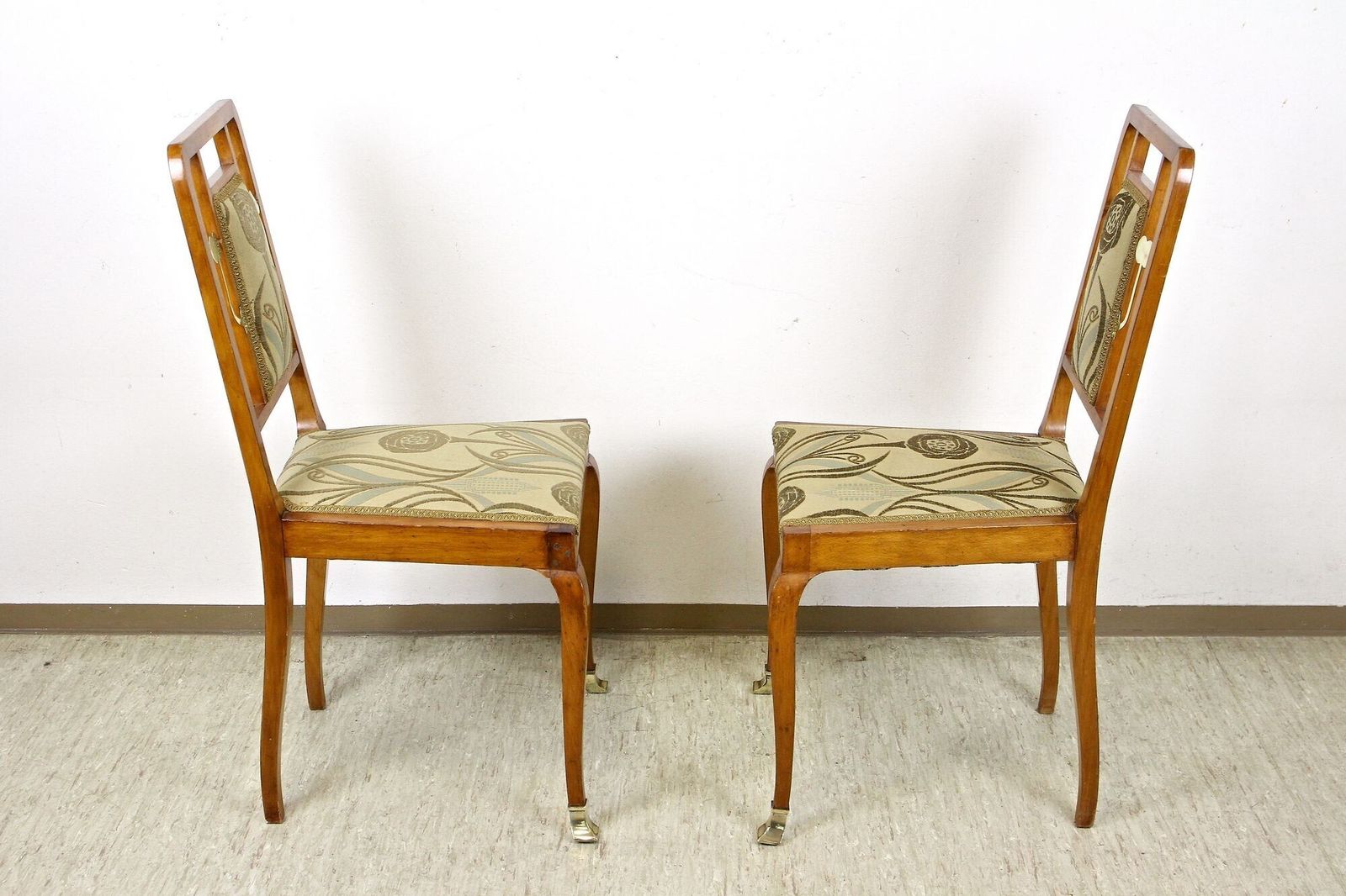 photo vintage 20th Century Art Nouveau Salon Suite With Brass Elements, Austria Ca. 1910