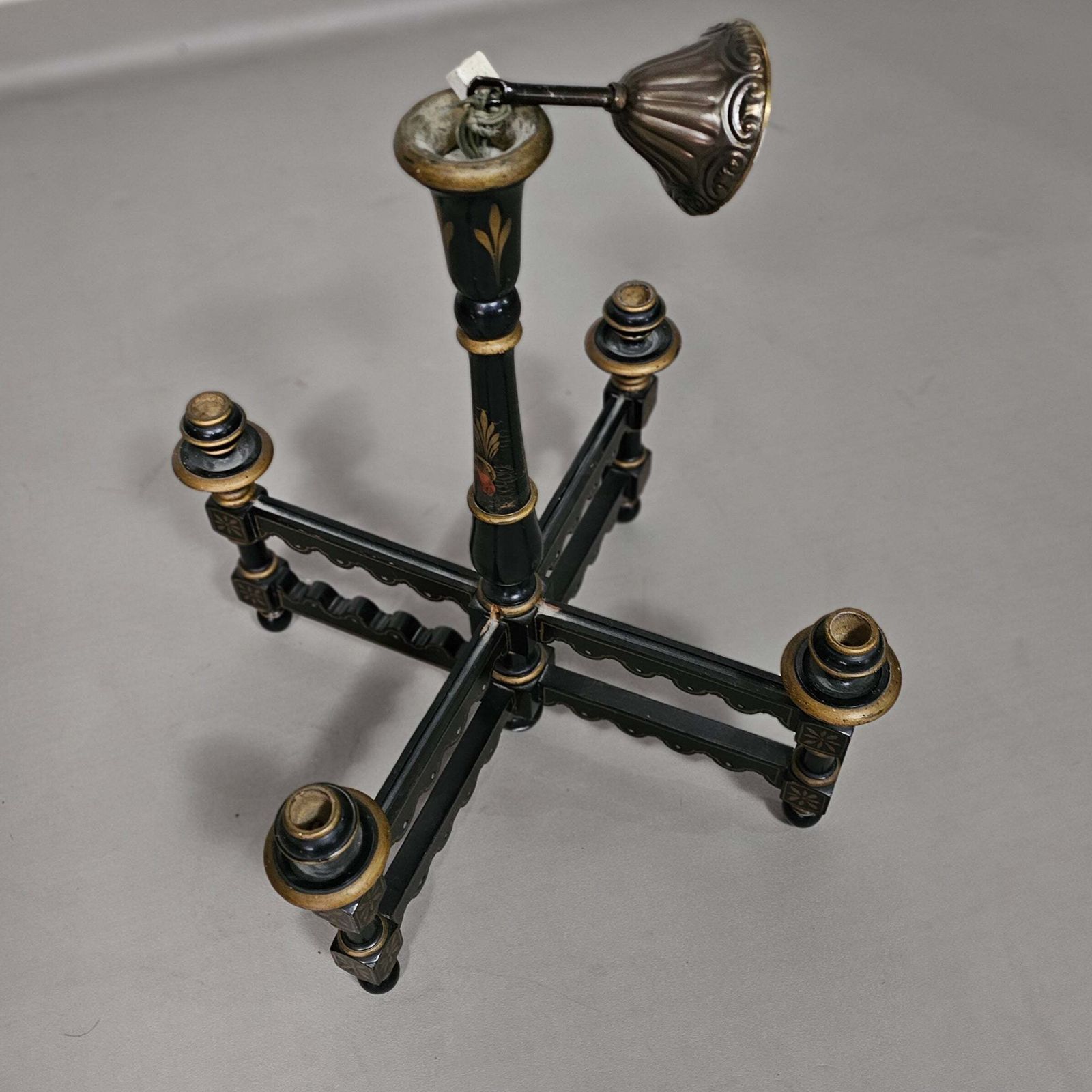 photo vintage Chinoiserie Hanging Lamp / Chandelier. Need To Be Rewired Width 55 Height 65 Cm