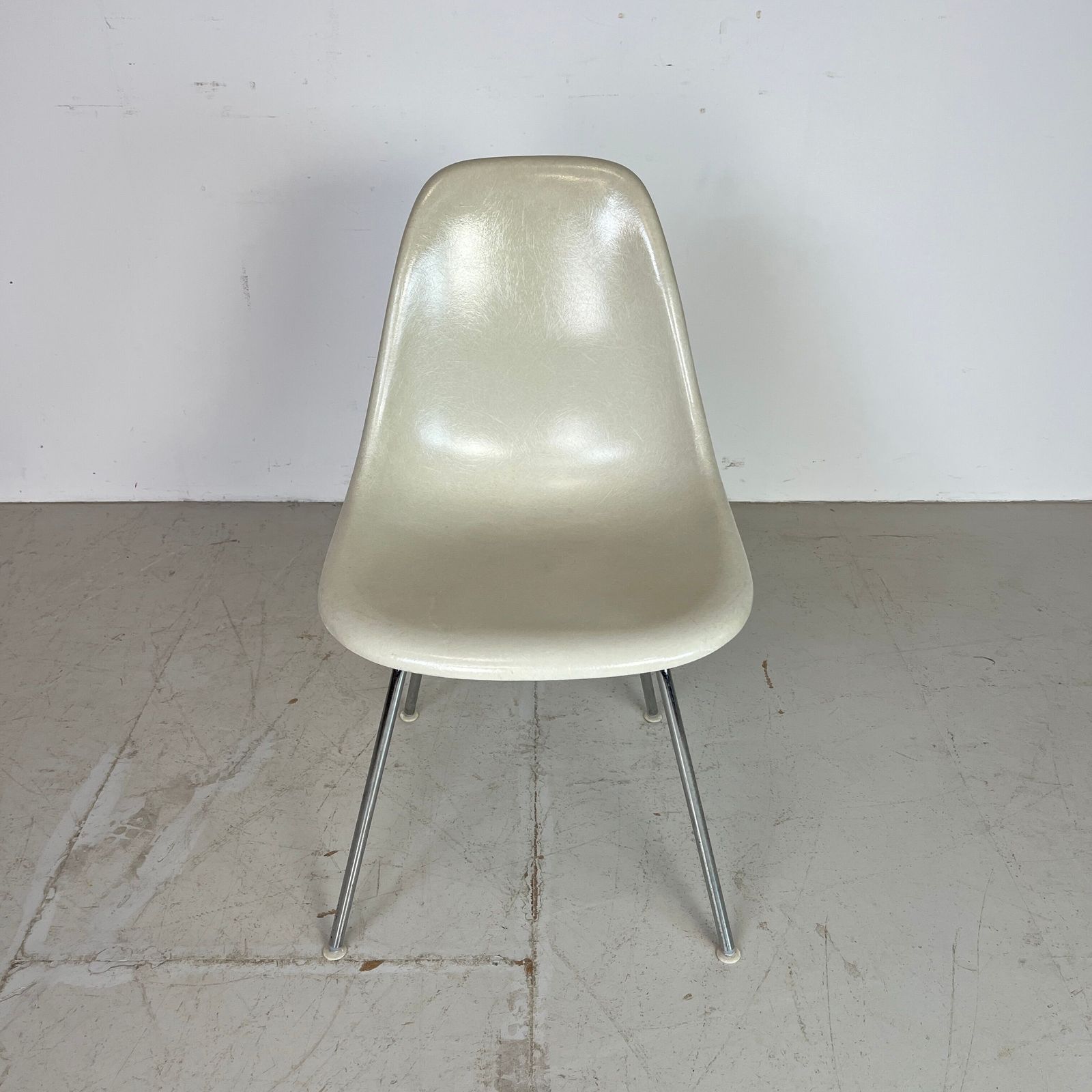 Dss Chairs By Charles & Ray Eames, Herman Miller Edition photo vintage