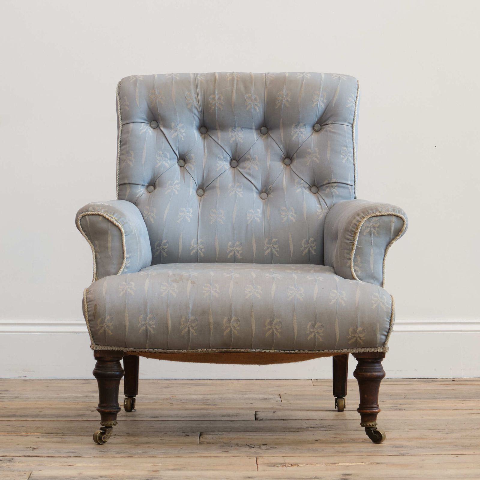 19th Century Country House Armchair photo furniture