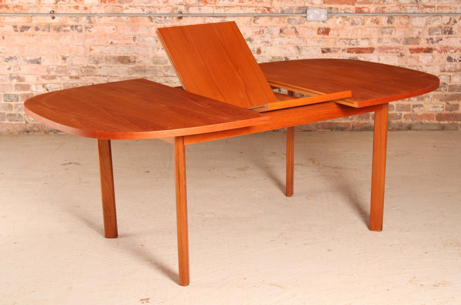 Midcentury G Plan Extending Teak Dining Table C.1970 photo vinterior