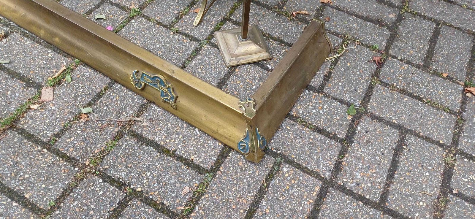 photo furniture Antique Brass Art Nouveau Fireplace Companion Set Fire Guard Fender And Tool Holders Vintage Hearth Accessories