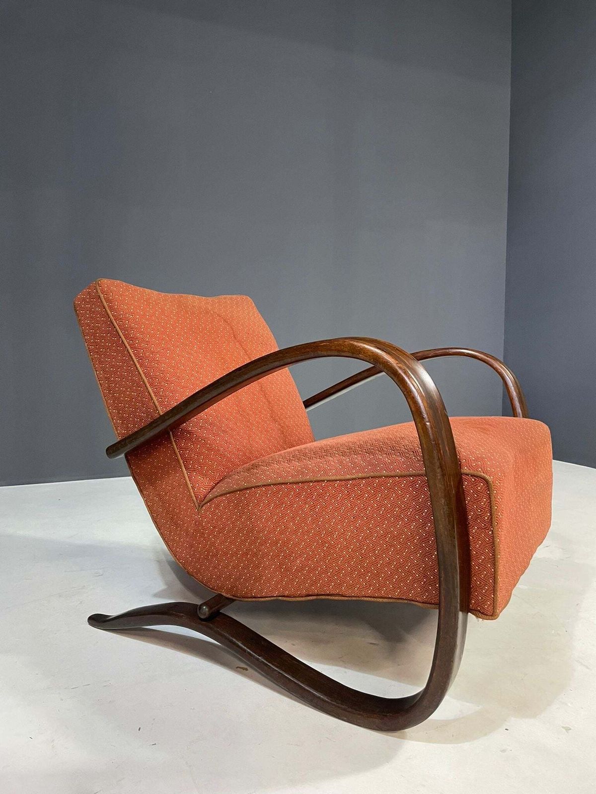 Pair Of H269 Lounge Chairs By Jindřich Halabala, Czechoslovakia, 1930s photo buy
