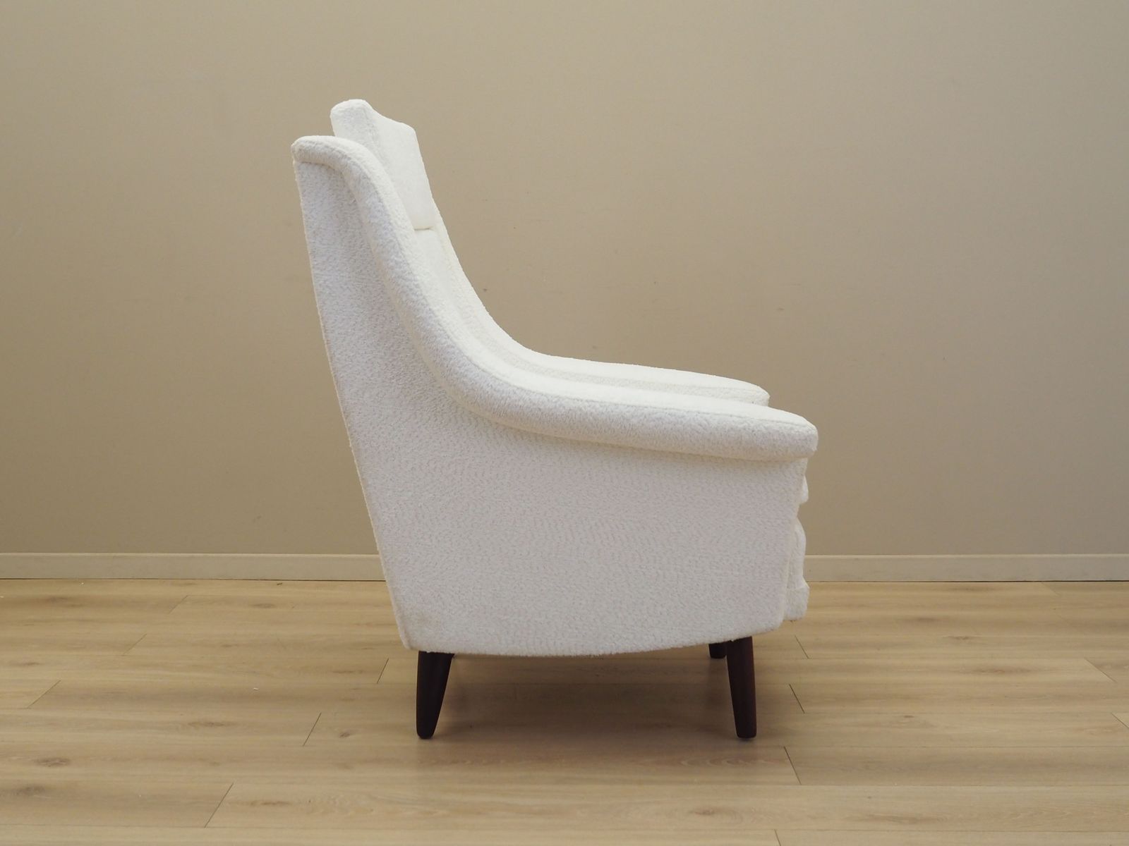 photo furniture White Armchair, Danish Design, 1970s, Production: Denmark