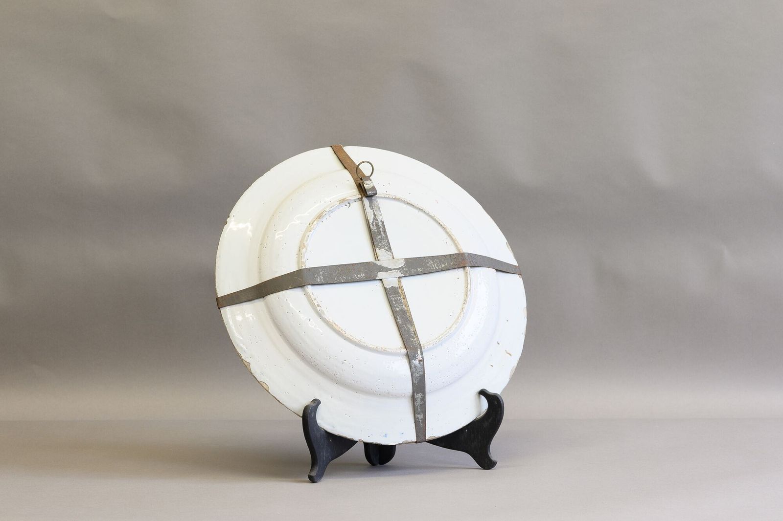Faience Charger photo 228.0
