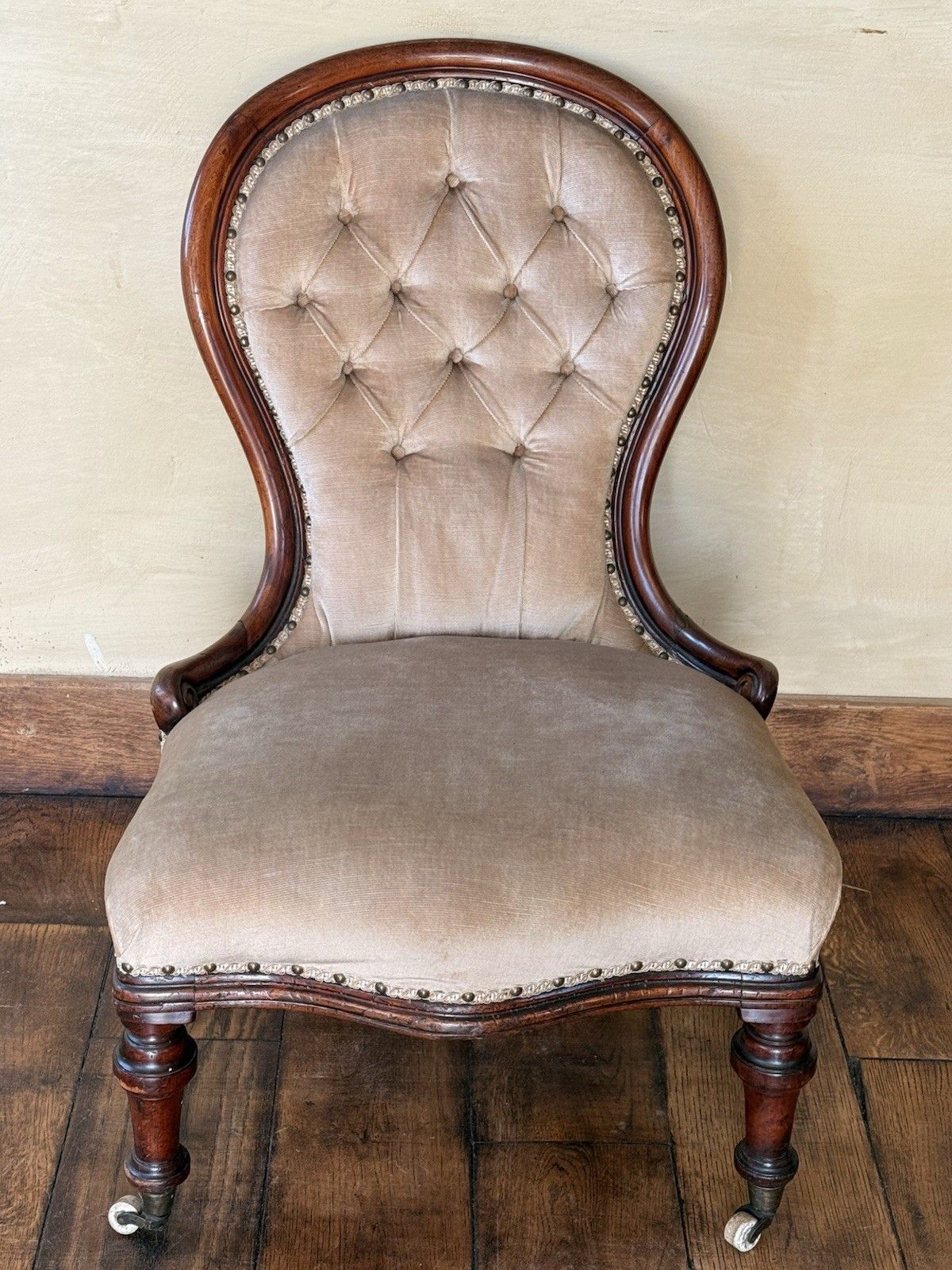 Antique Mahogany Bedroom Spoon Back  Mocha Nursing Reading Libary Lady's Chair photo vinterior