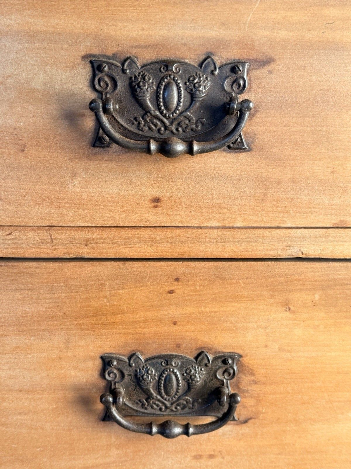 Antique Victorian Satinwood Rustic Charming Sideboard Chest Of Drawers photo vinterior