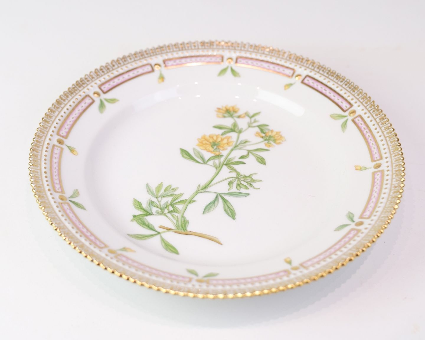 Lunch Plate Decoration No. 20/3550 Flora Danica By Royal Copenhagen From 1960s