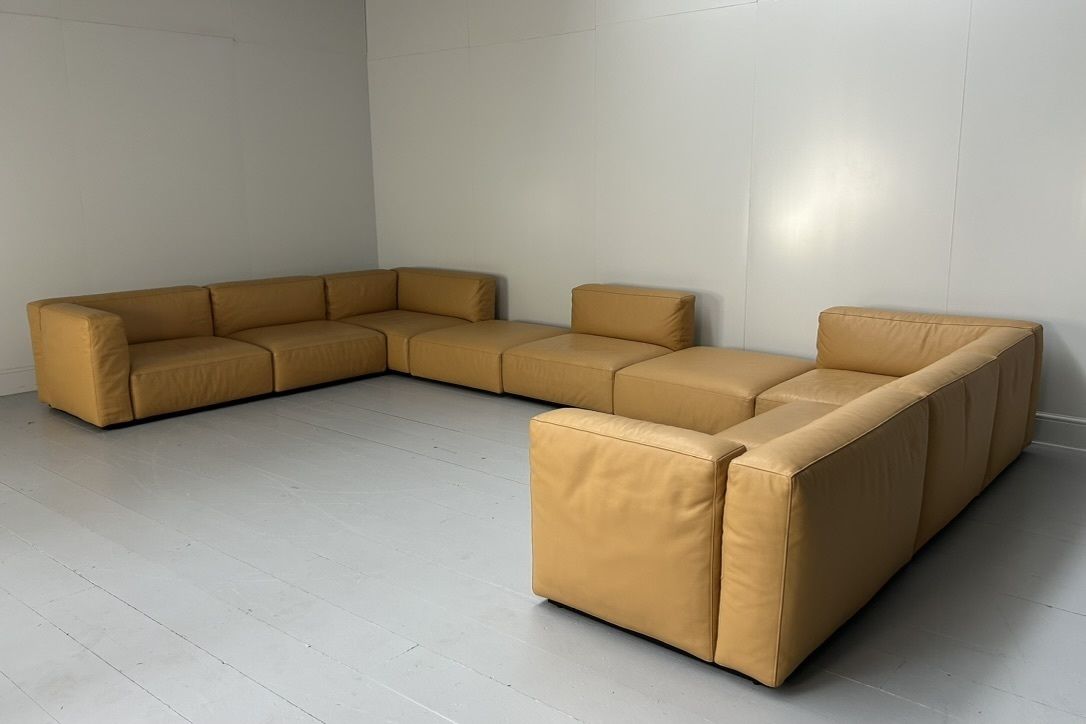 Cassina “271 Mex Cube” 10 Seat Sectional Sofa – In “Cat Z” Brown Leather photo vinterior