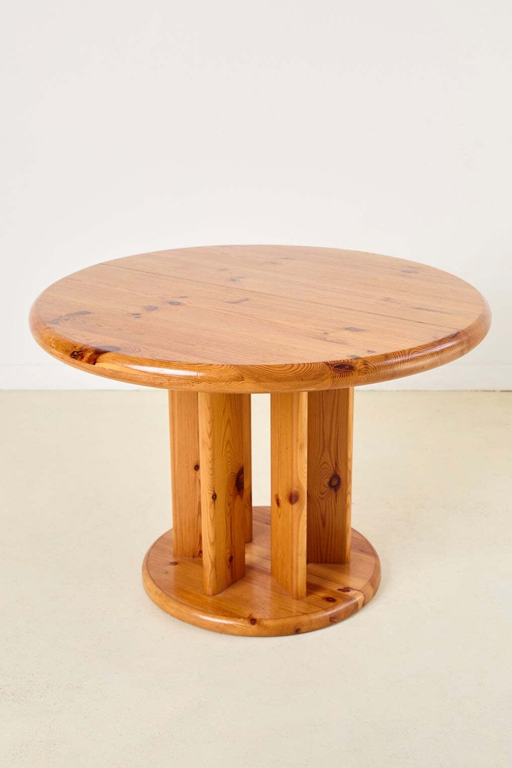 Extendable Rainer Daumiller Pine Dining Table