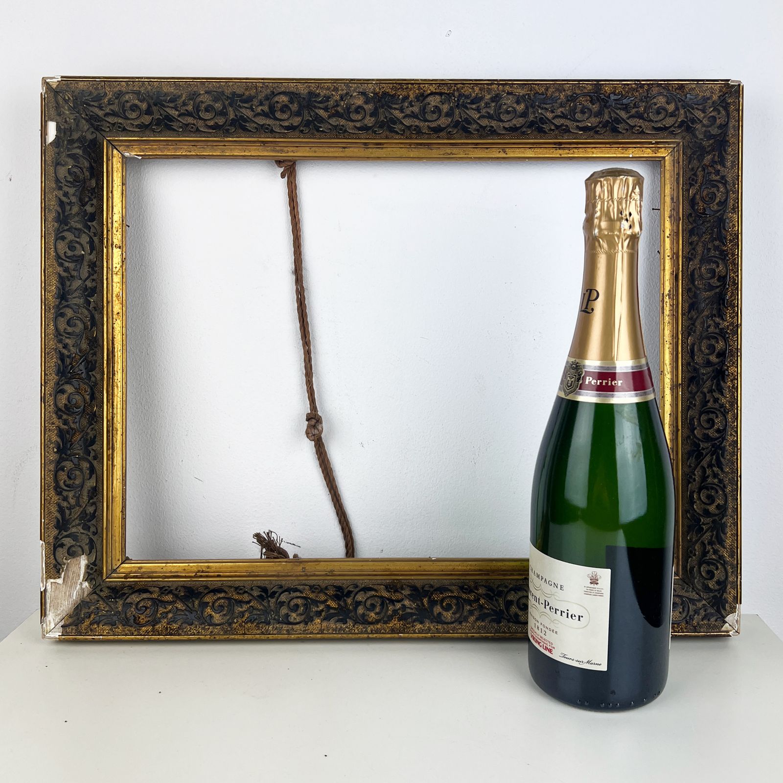 Antique Italian Gesso And Wood Picture Frame, 30x40 Cm photo 135.0