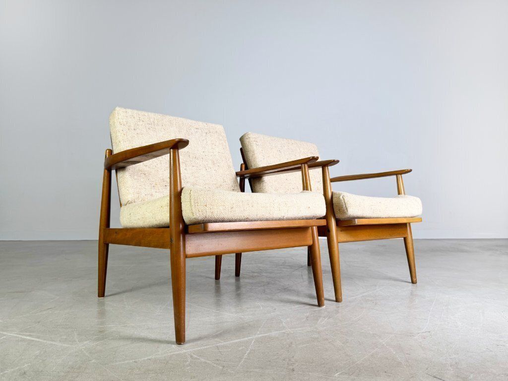 2x Midcentury Easy Chair Light Vintage 1960s Lounge Chair photo 550.0