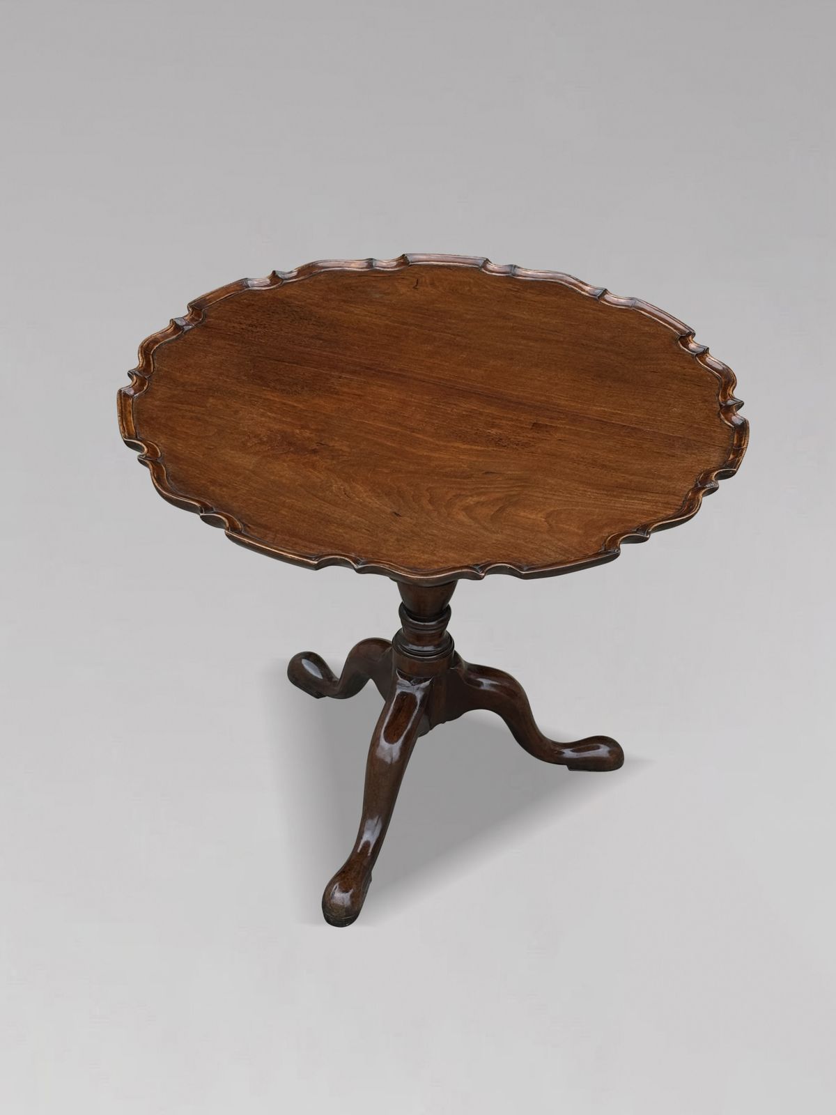 18th Century George III Period Mahogany Pie Crust Edge Tripod Table photo Furniture