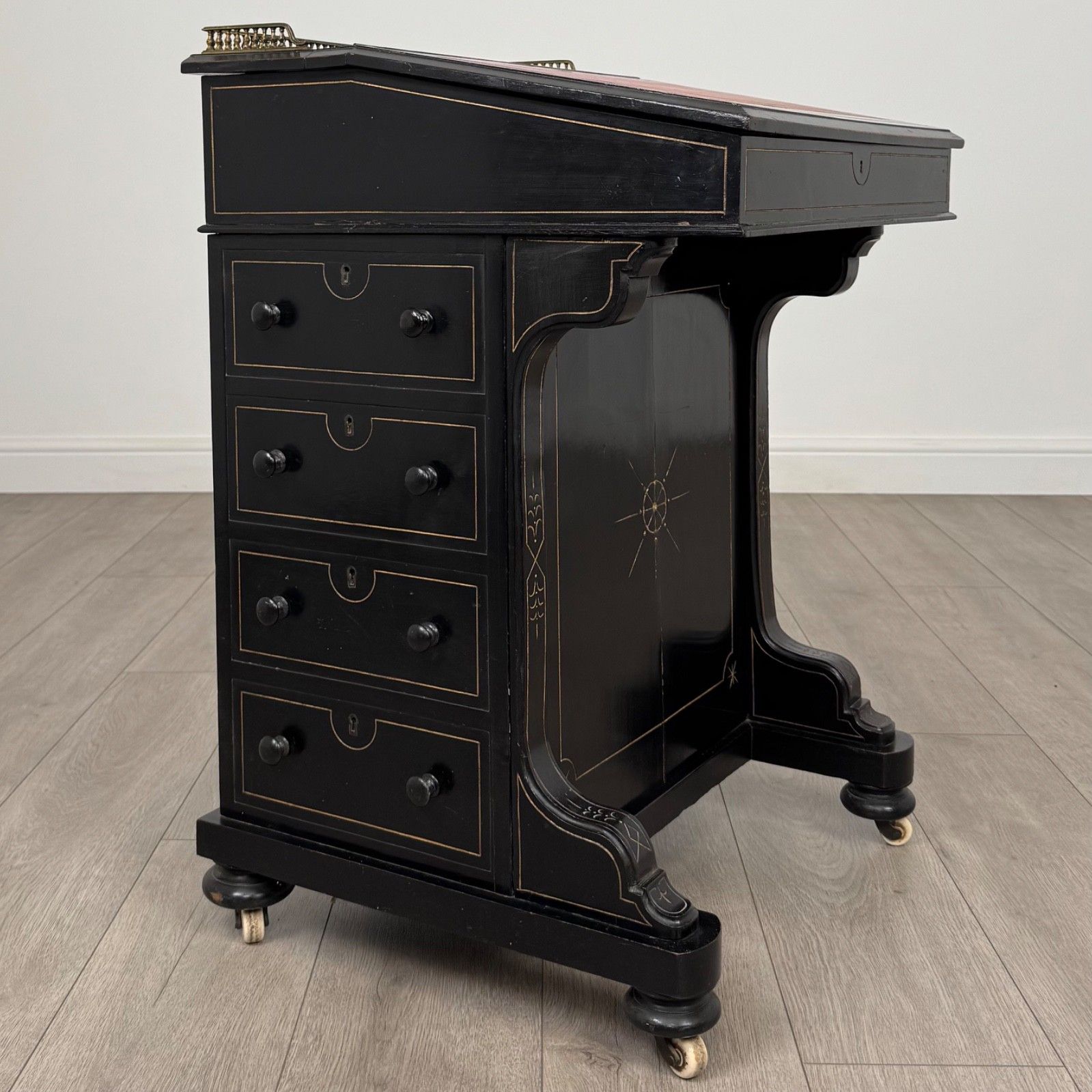 photo furniture Antique 19th Century Ebonised Davenport Desk