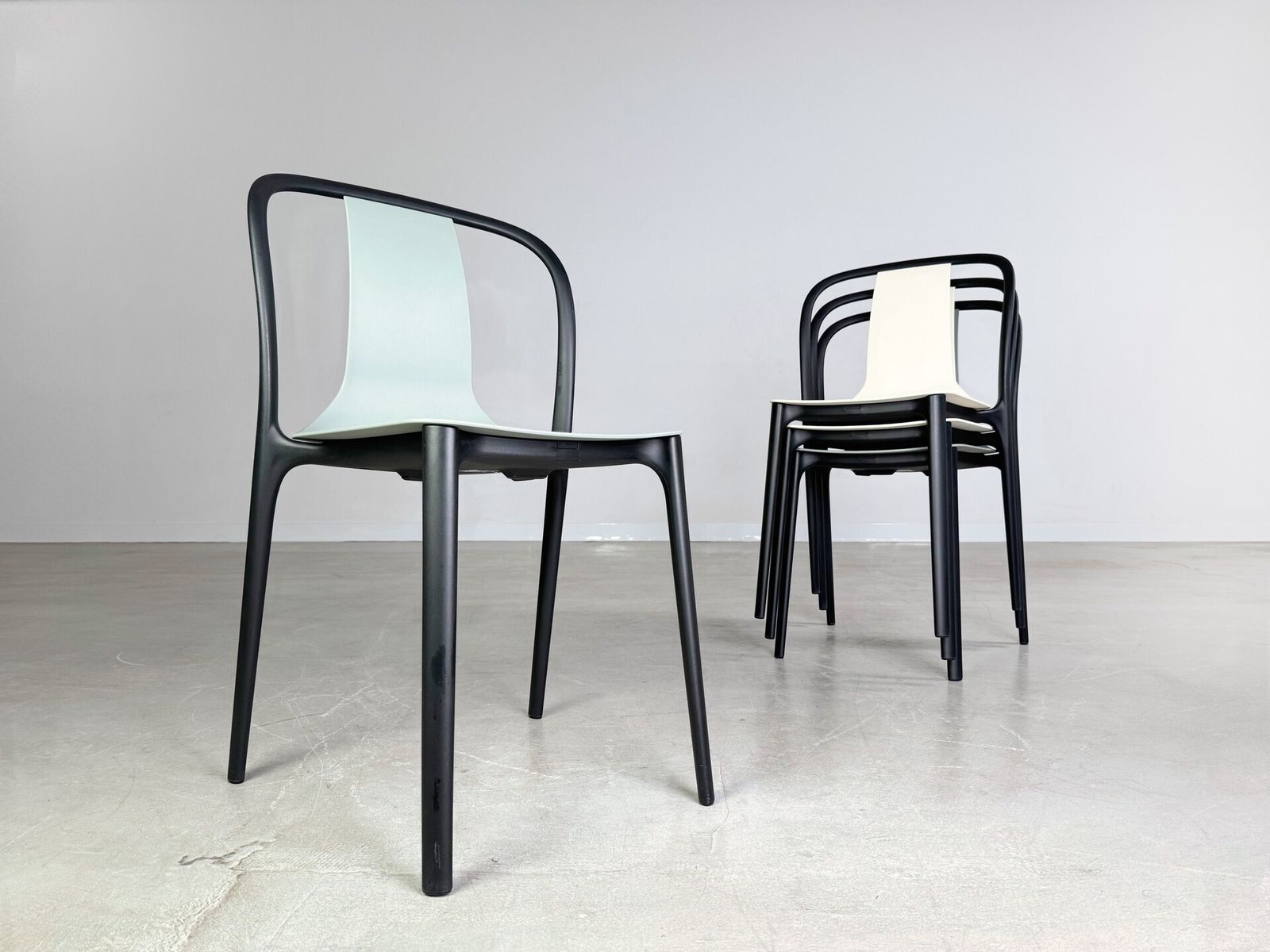 Set Of 2 Vitra Belleville Chair Ronan Erwan Bouroullec Outdoor Cream photo for sale