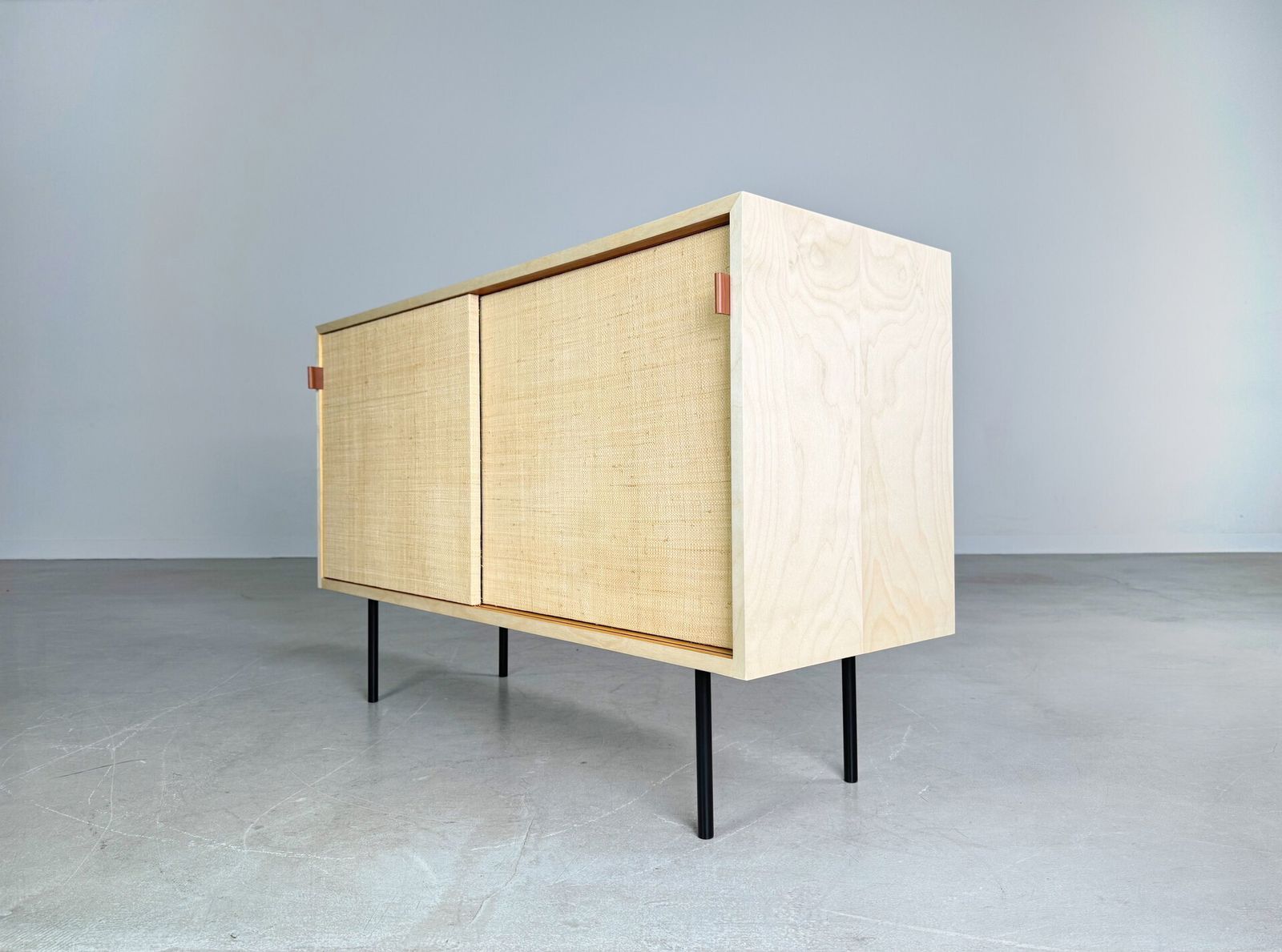 photo furniture Original Midcentury Florence Knoll Sideboard 1950 Maple Knoll International