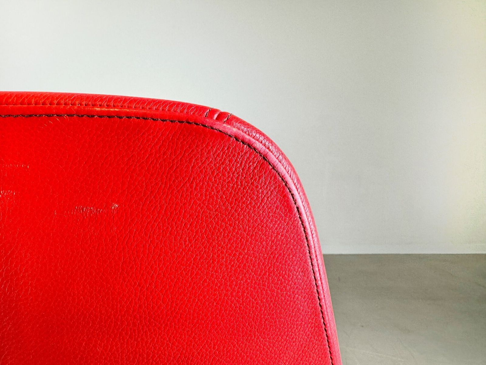 Original Moroso Armchair Leather Red Patricia Urquiola Swivel photo buy