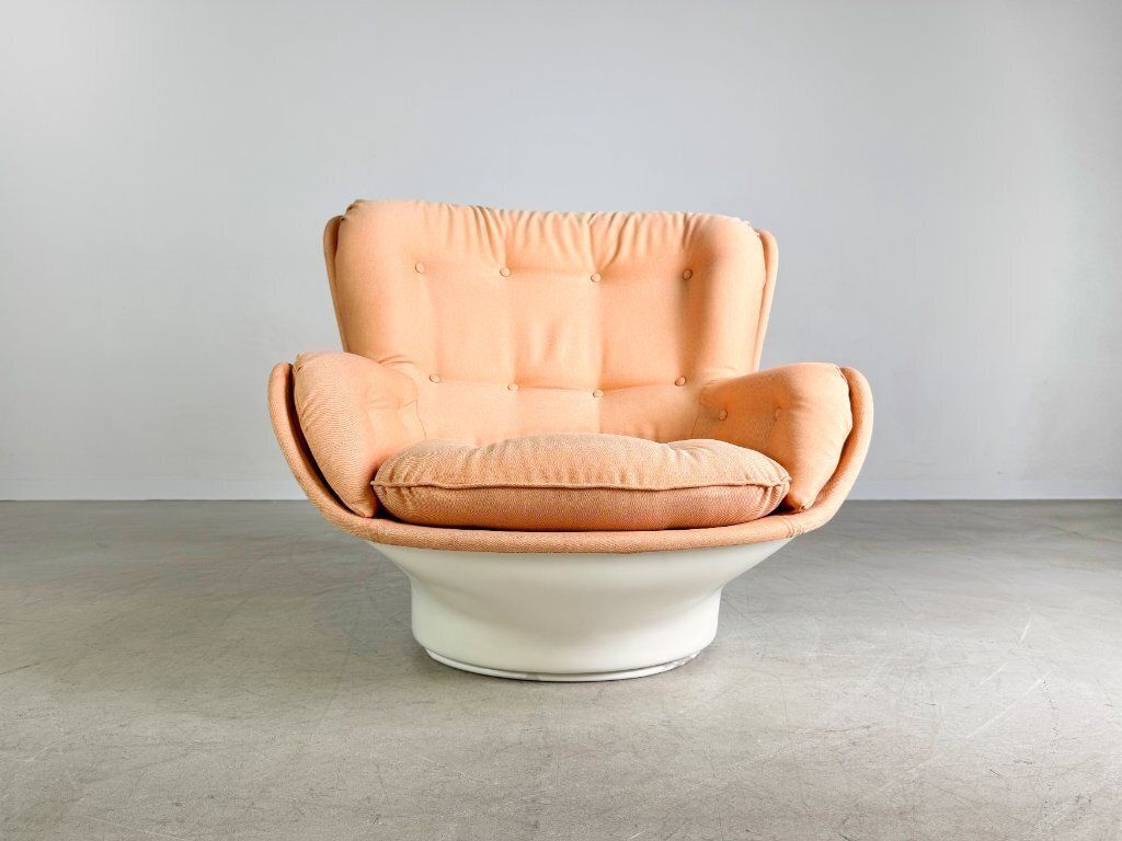 Original Michel Cadestin Karate Lounge Chair Airbone Fiberglass photo for sale