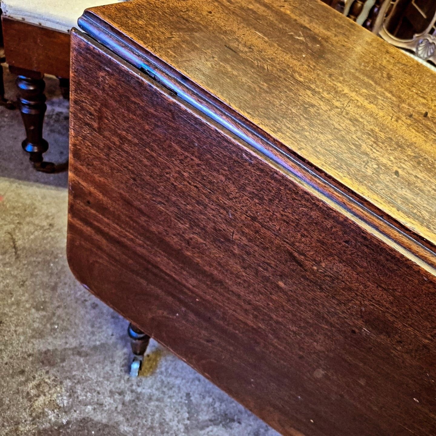 Fab Circa 1820 Regency Pembroke Mahogany Table On Turned Legs And Brass Castors photo for sale