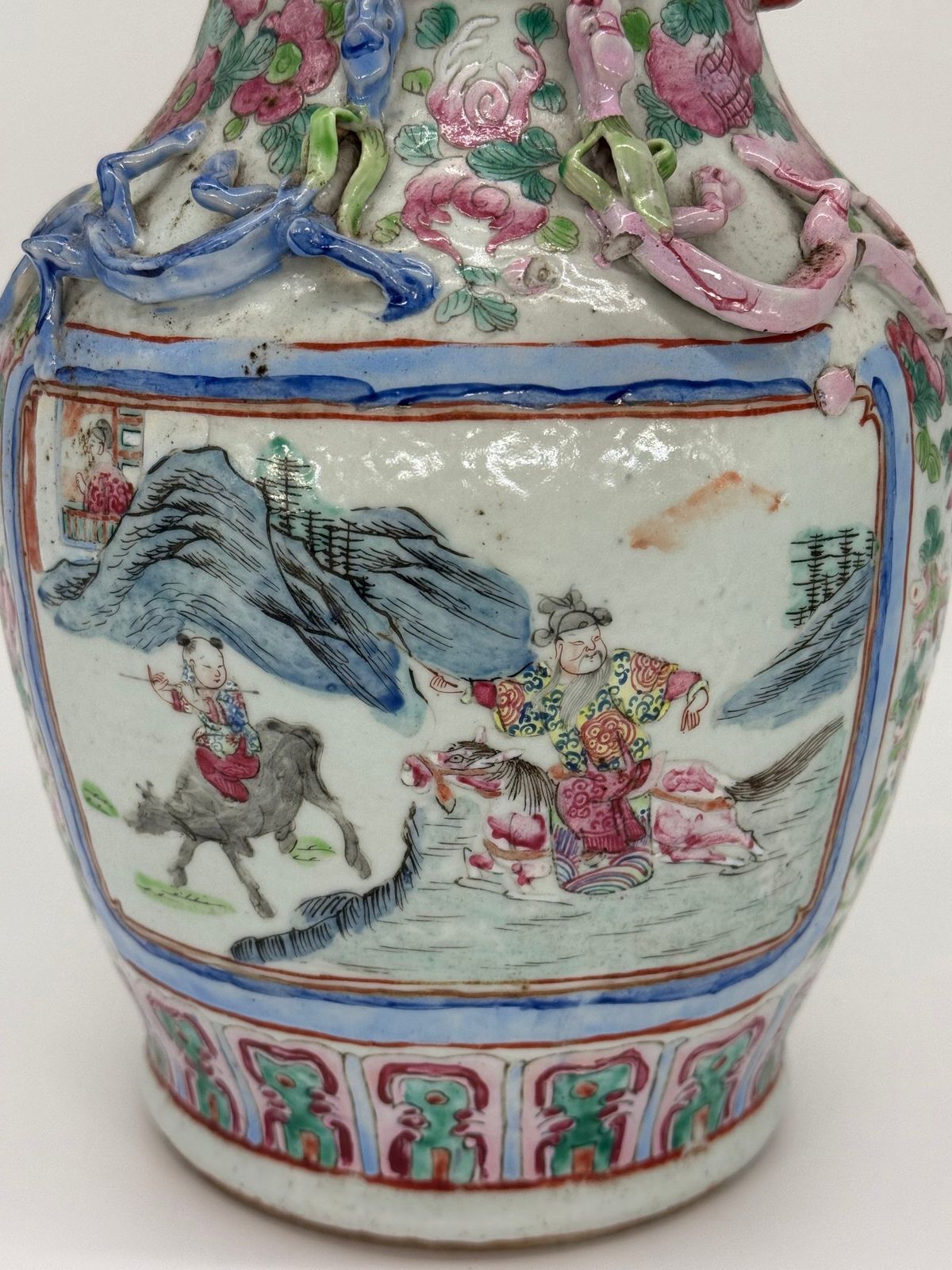 Pair Of Chinese Famille Rose Baluster Form Vases, 19th Century photo 1100.0