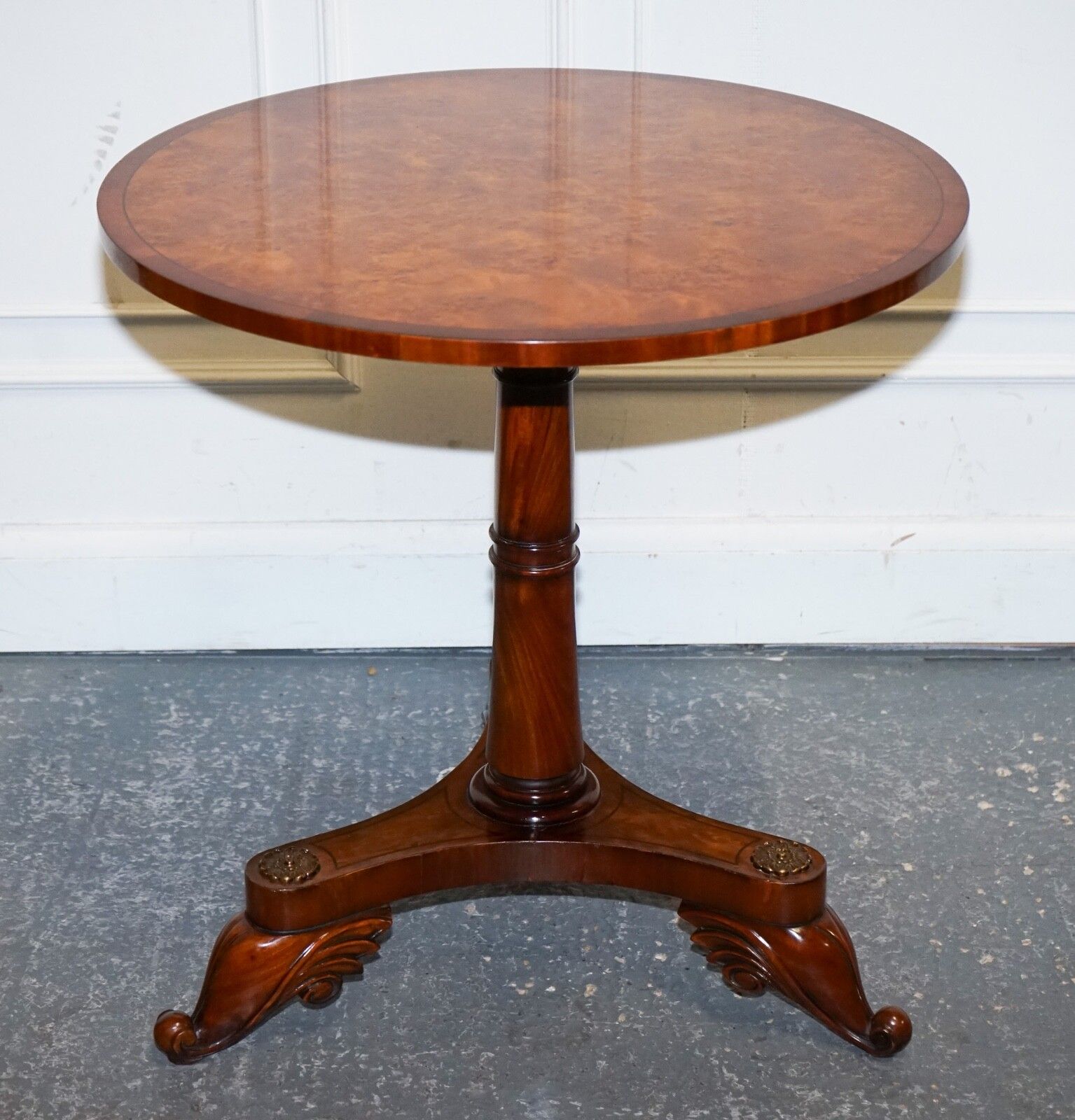 Stunning Fully Restored French Empire Style Burr Walnut Side Wine Lamp End Table photo for sale