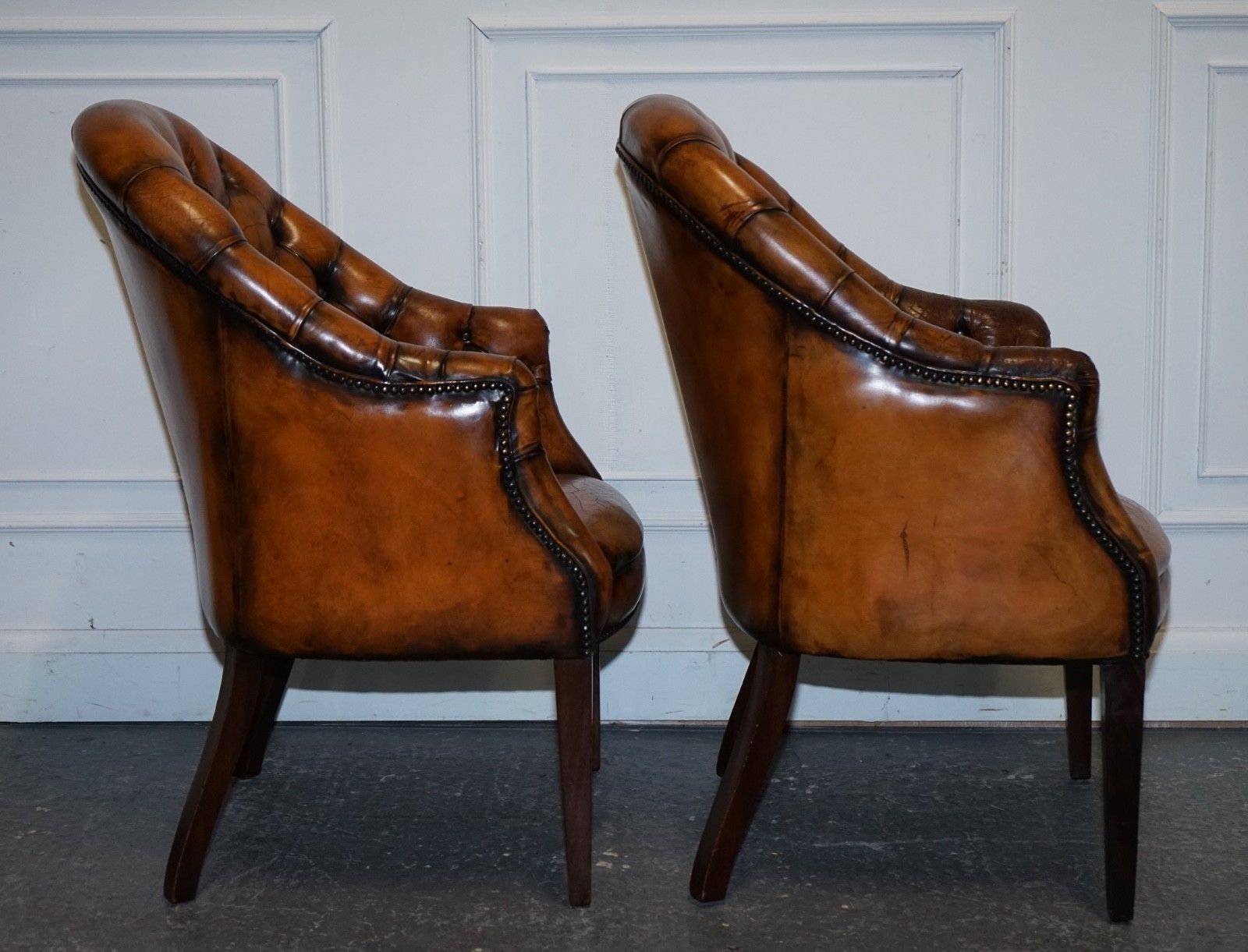 photo vintage Set Of Four English Chesterfield Hand Dyed Leather Office Library Tub Chairs