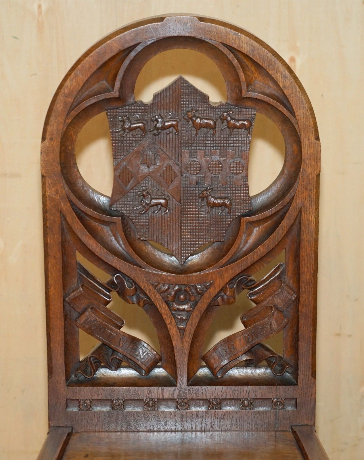 Antique Carved English Oak Side Hall Chair With Armorial Crest Coat Of Arms photo Furniture