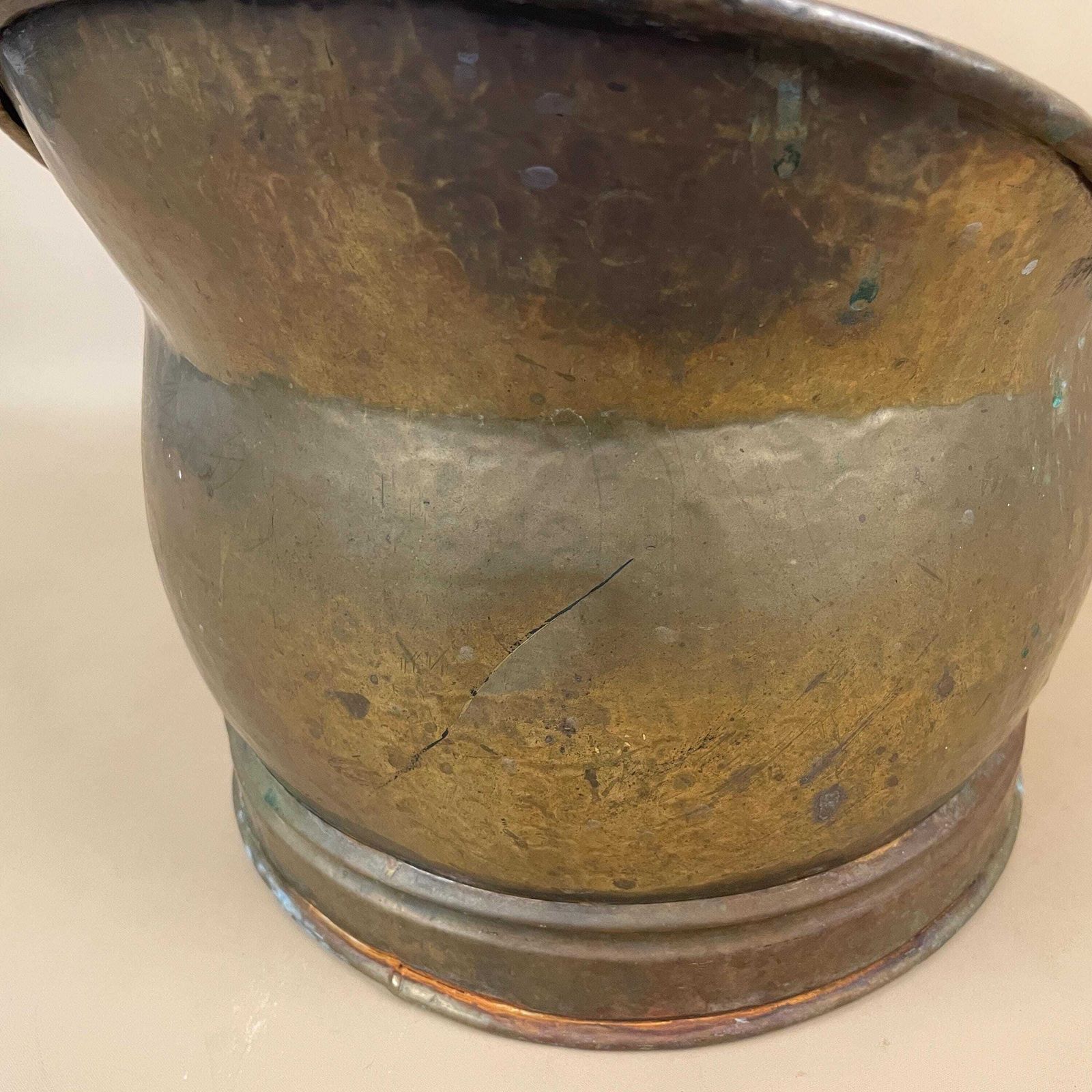 Antique Metal Gold Brass Coal Bucket Handle Fireside Fire Side Scuttle Log Helmet Farmhouse Cottage Aged Patina Vintage Fireplace Logs photo vintage