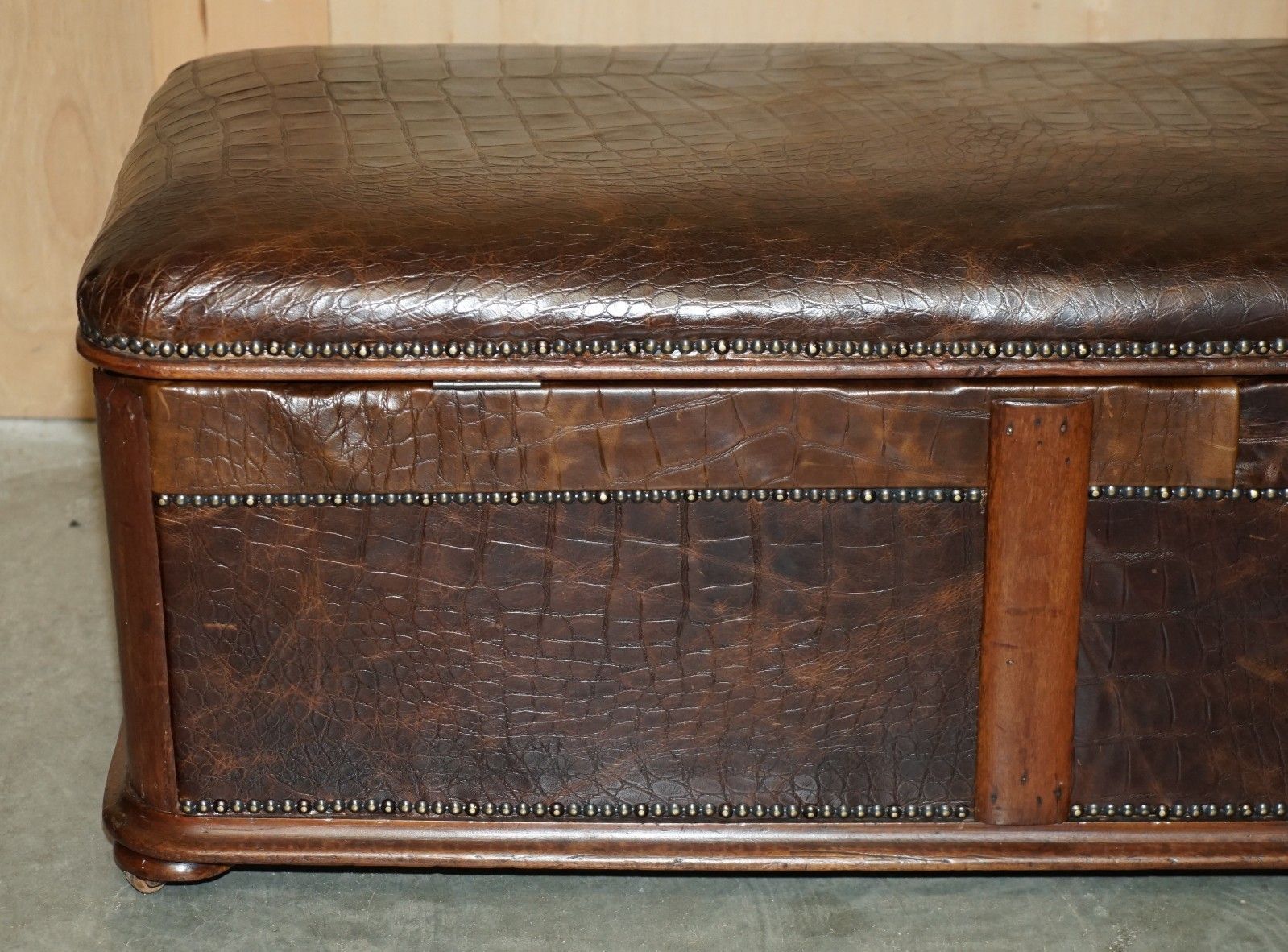2850.0 Antique 1860 Mahogany Alligator Crocodile Patina Brown Leather Ottoman Trunk photo